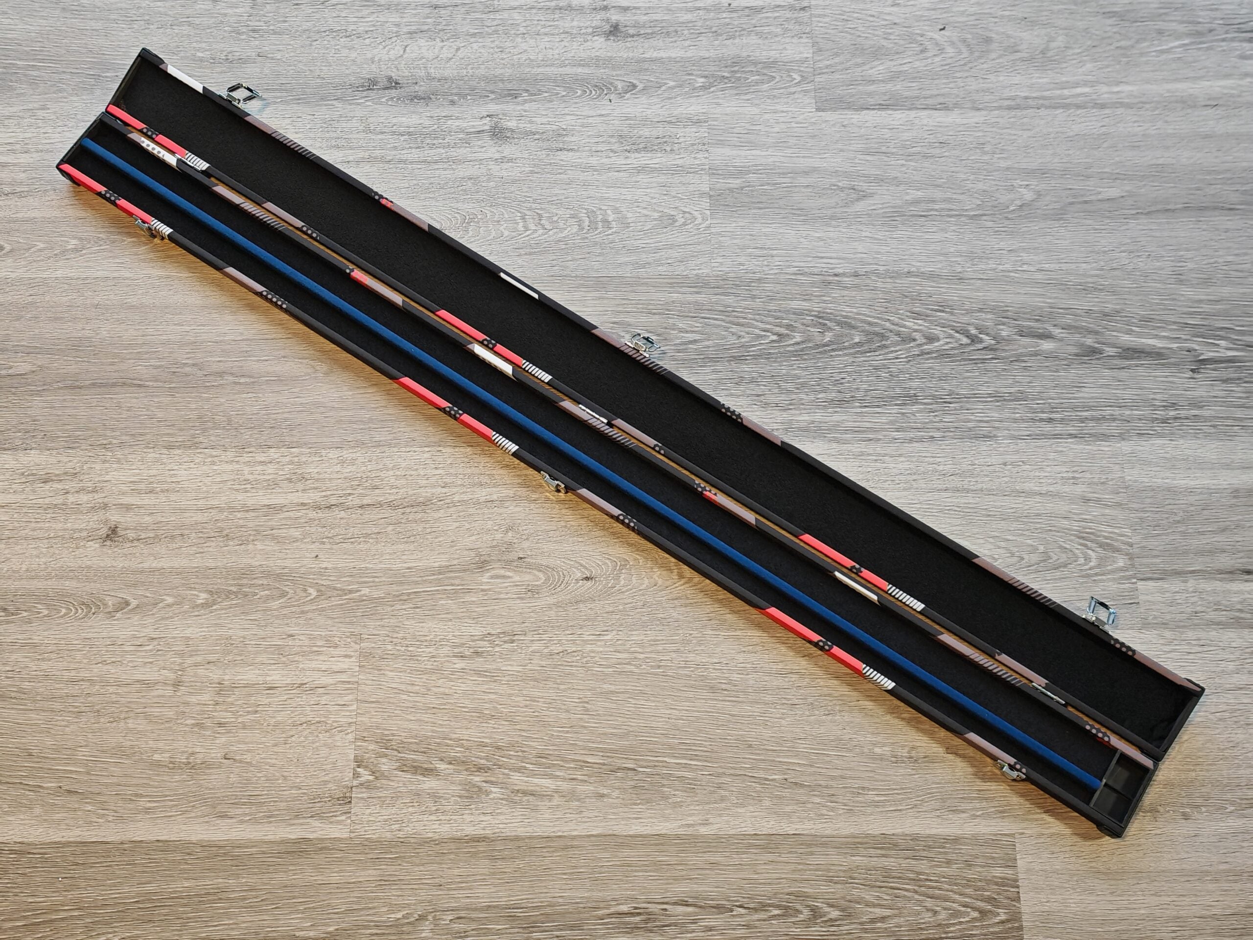 3/4 Case image 8