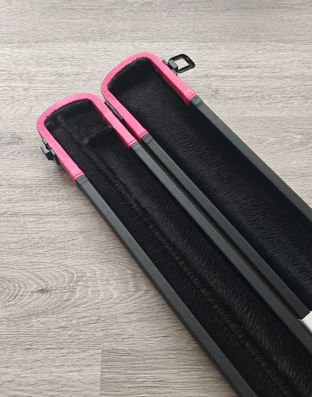 Spartan Case Black & Pink image 9