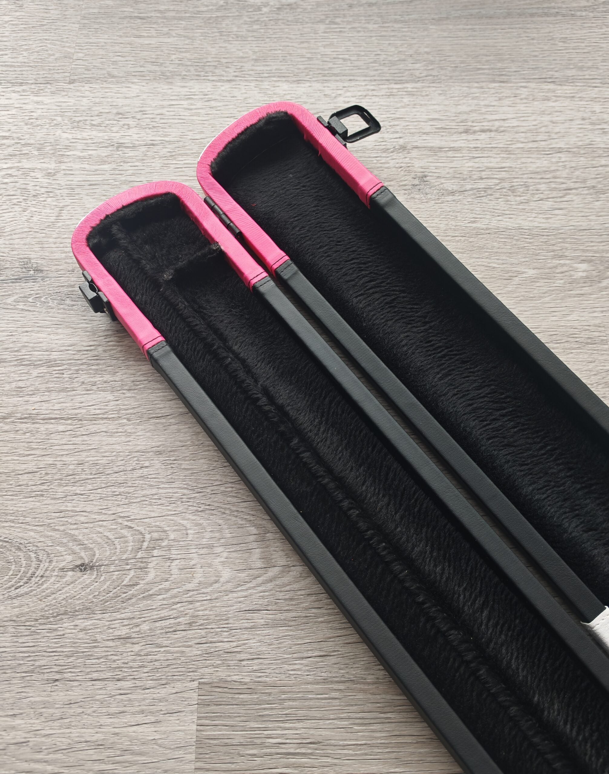 Spartan Case Black & Pink image 9