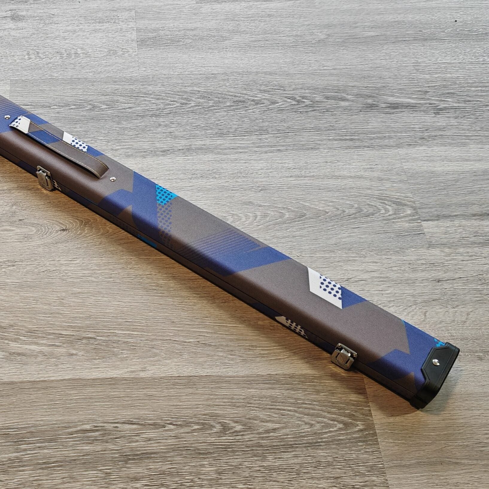 3/4 Case image 7
