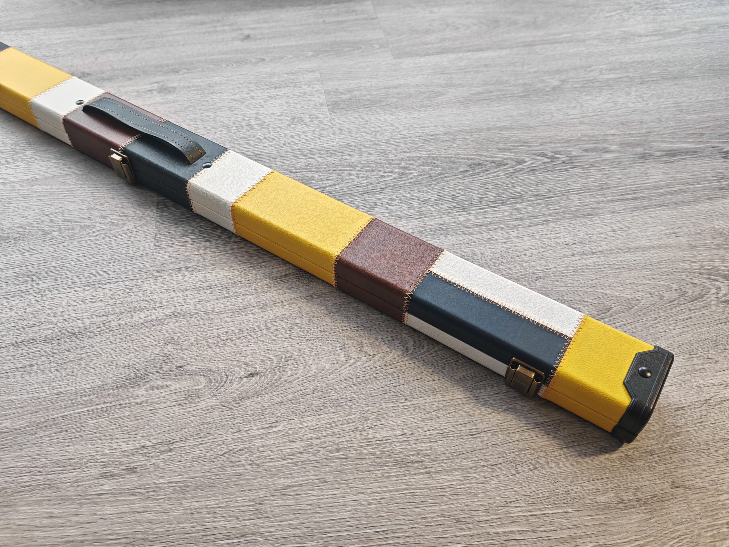 3/4 Case image 7