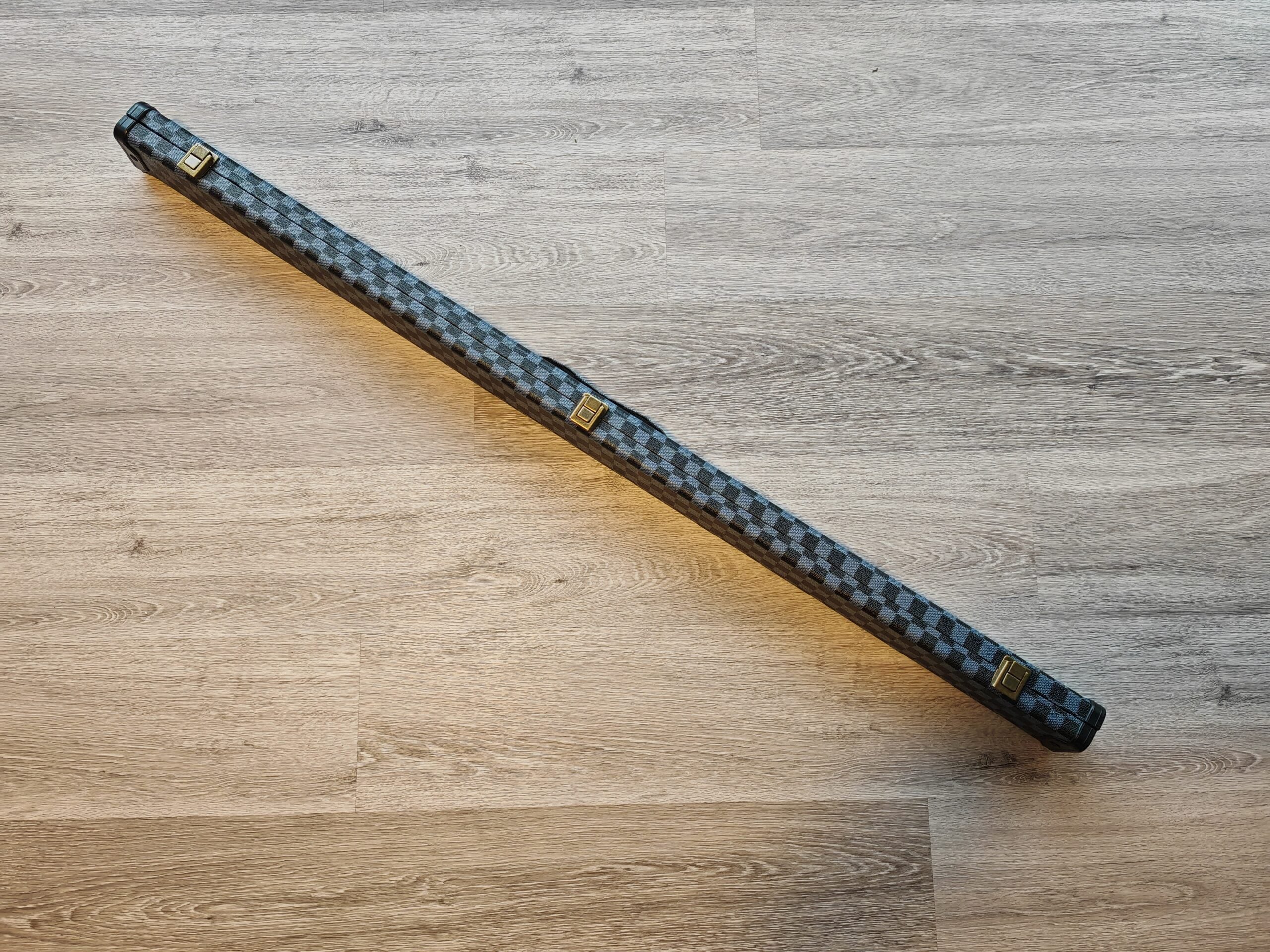 3/4 Case image 6