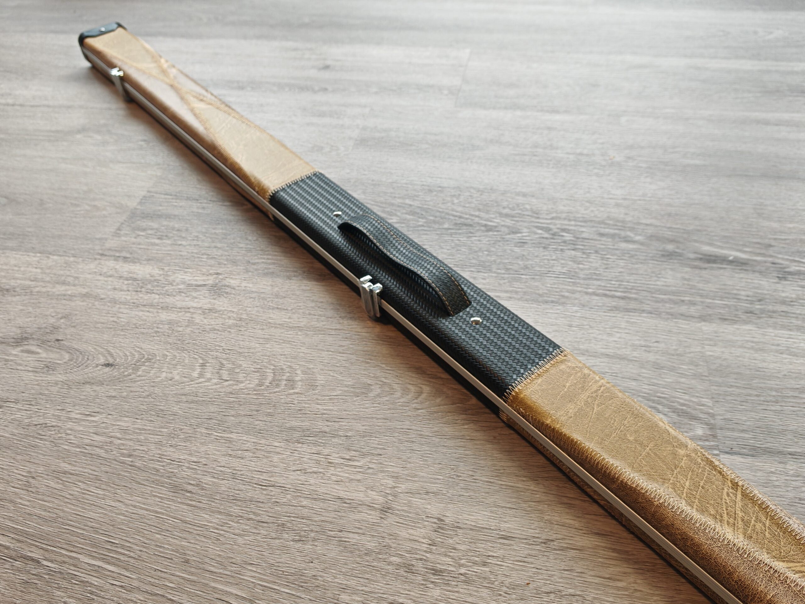 1 Piece case HALO style image 1