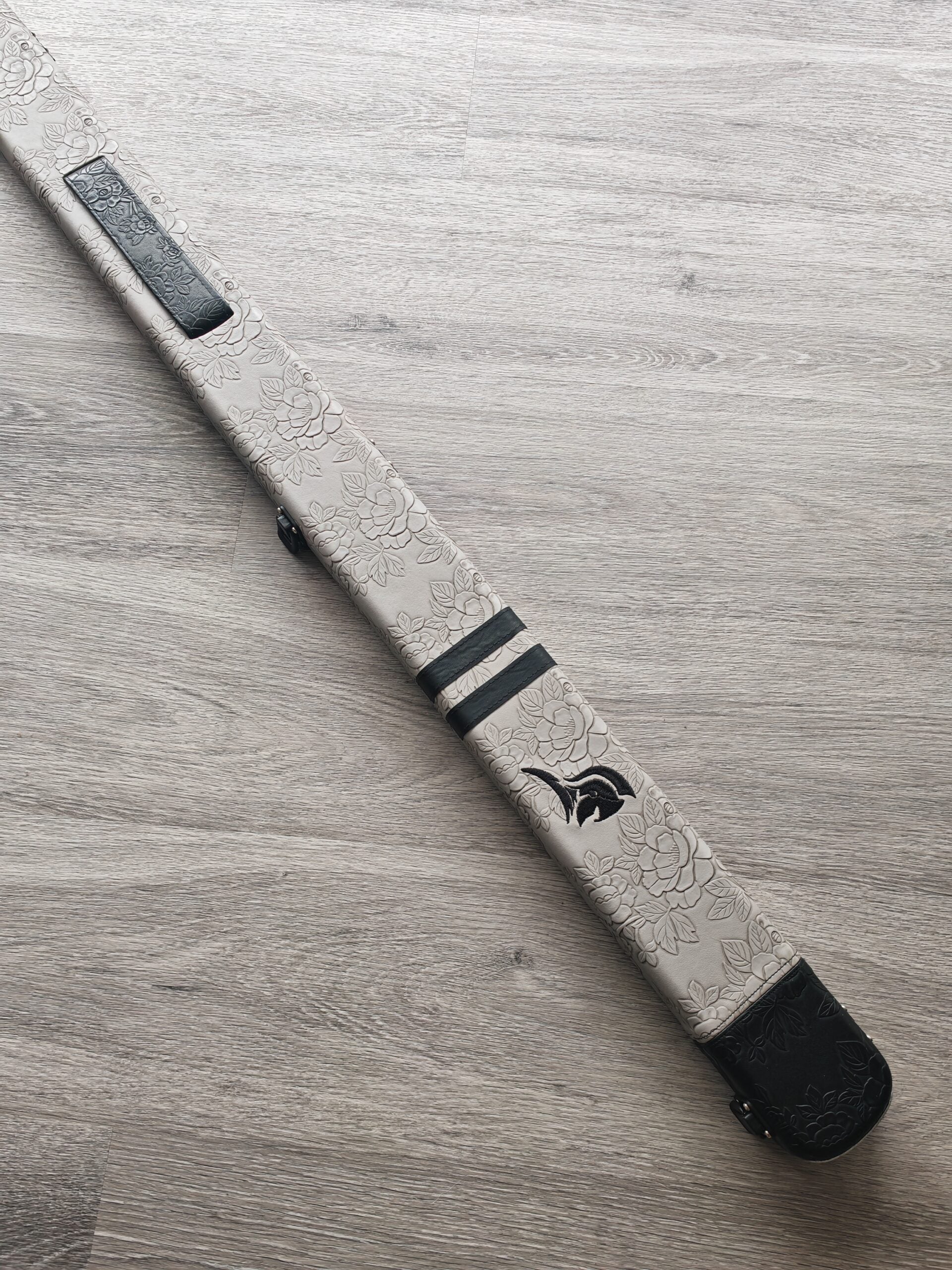 Spartan Cue case Grey & Black image 0
