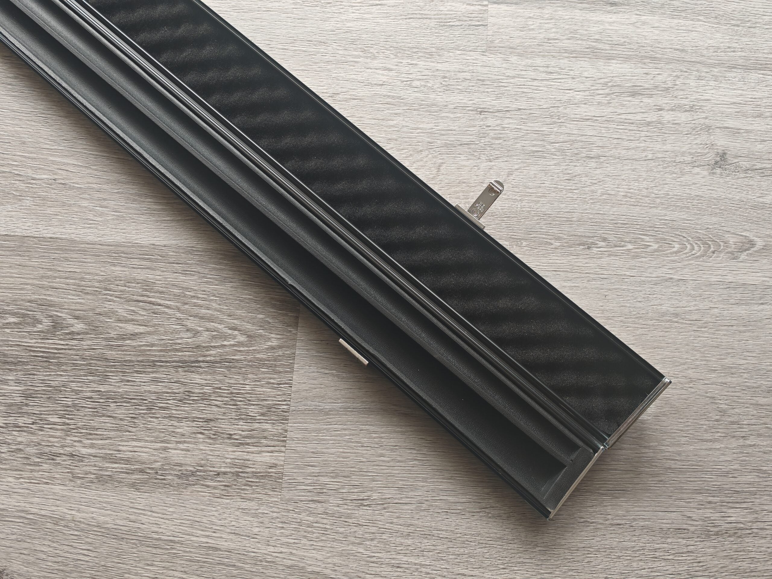 1 Piece case image 7
