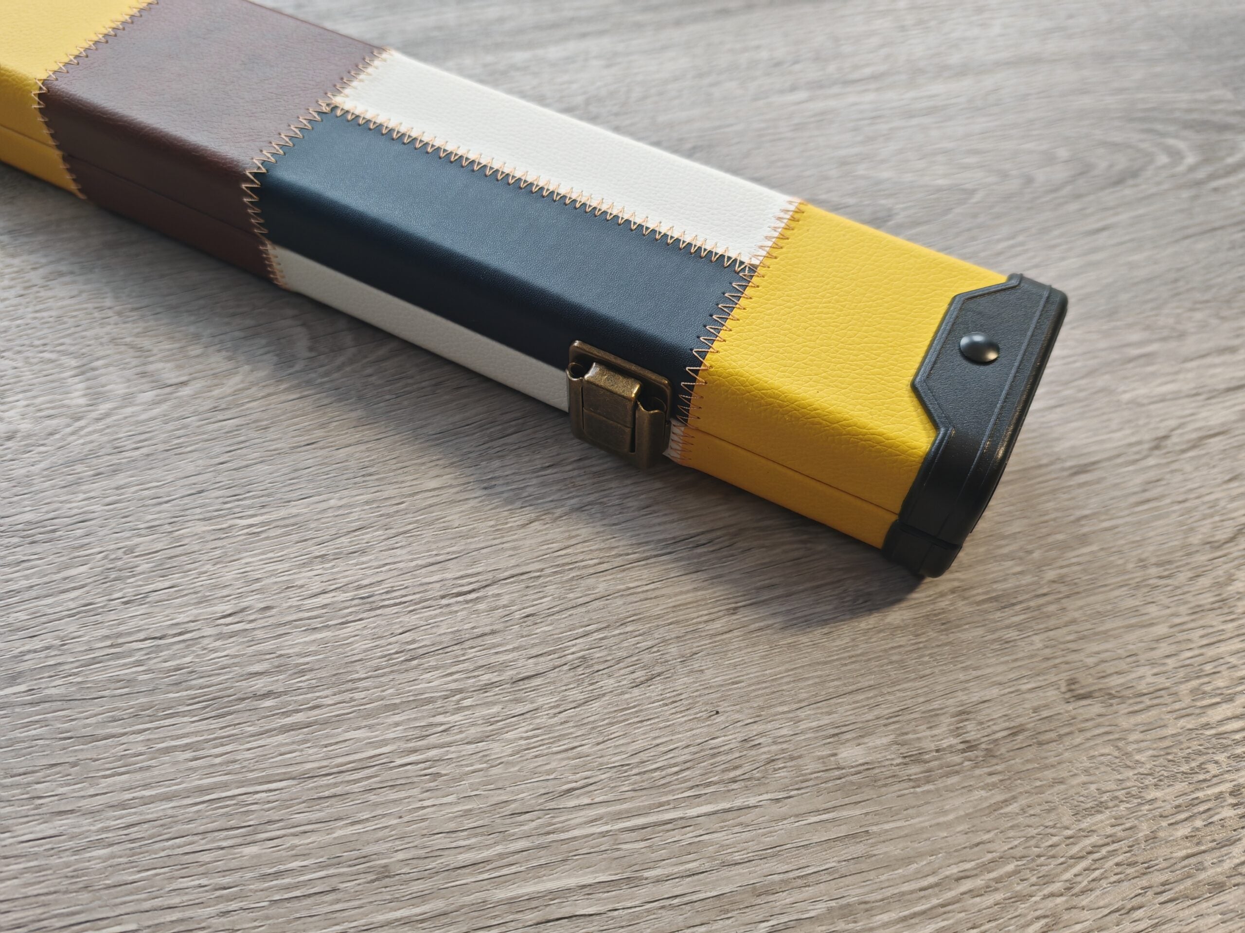 3/4 Case image 6