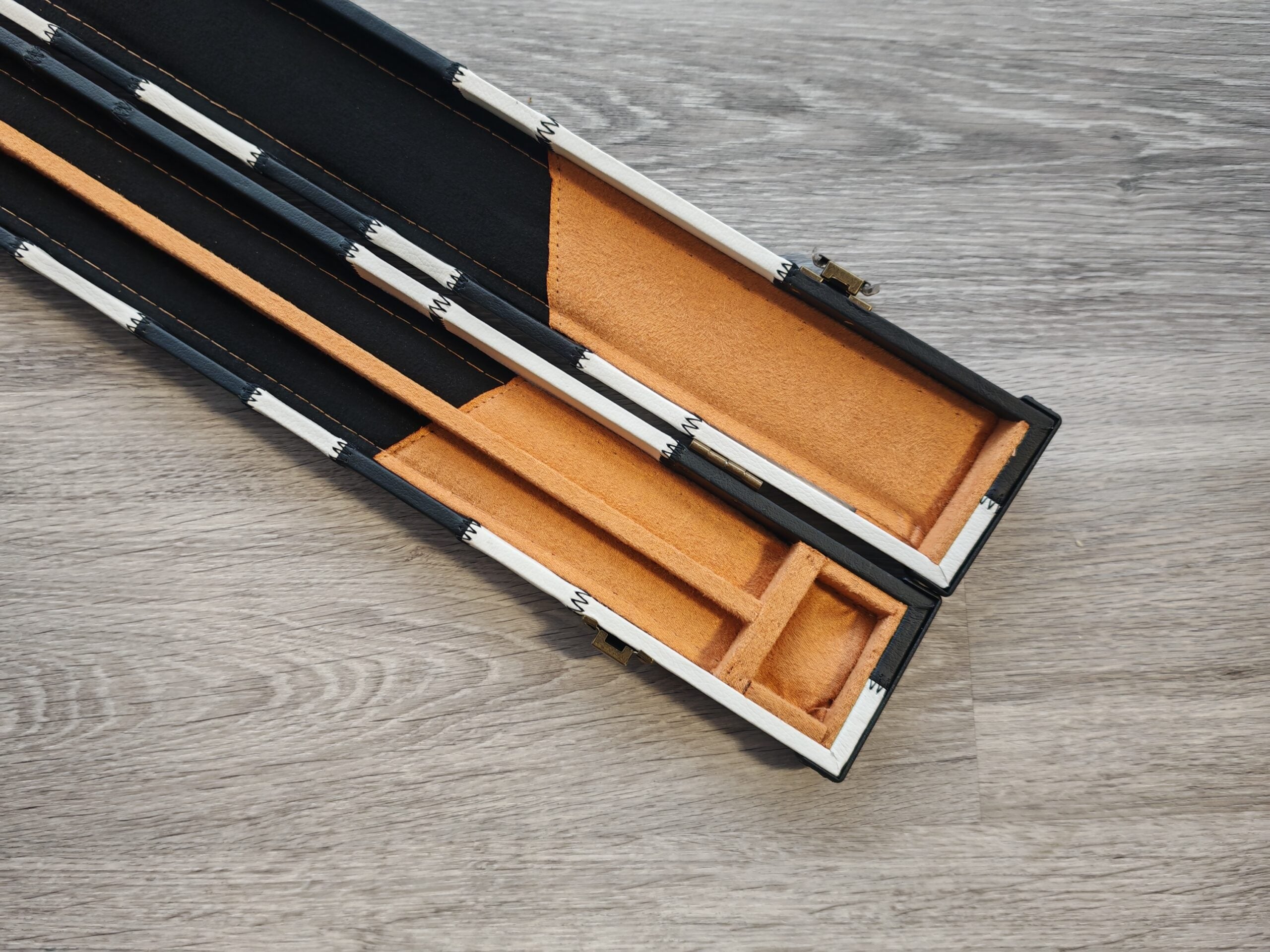 3/4 Case image 7