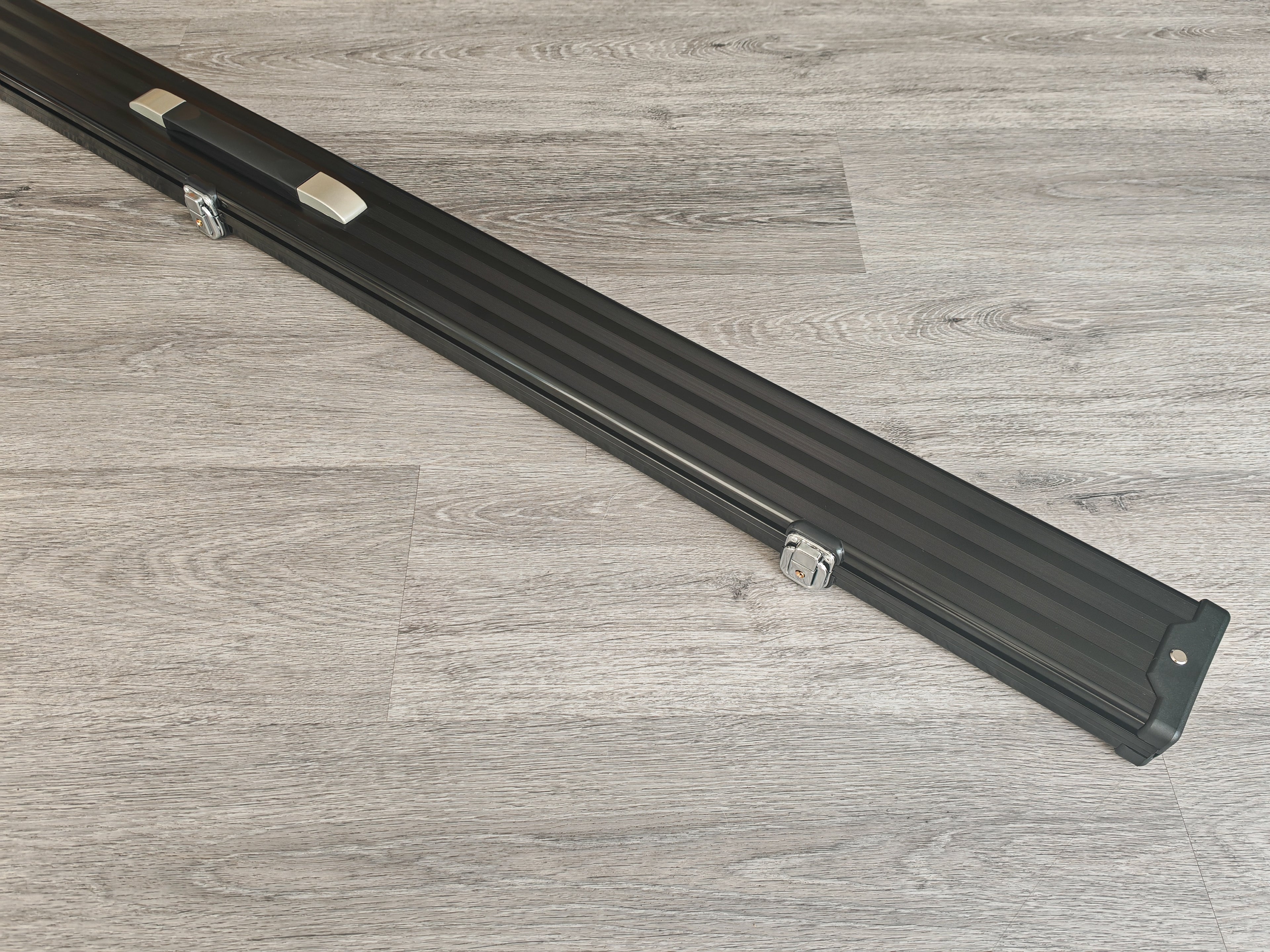 1 Piece  cue case holds 3 cues