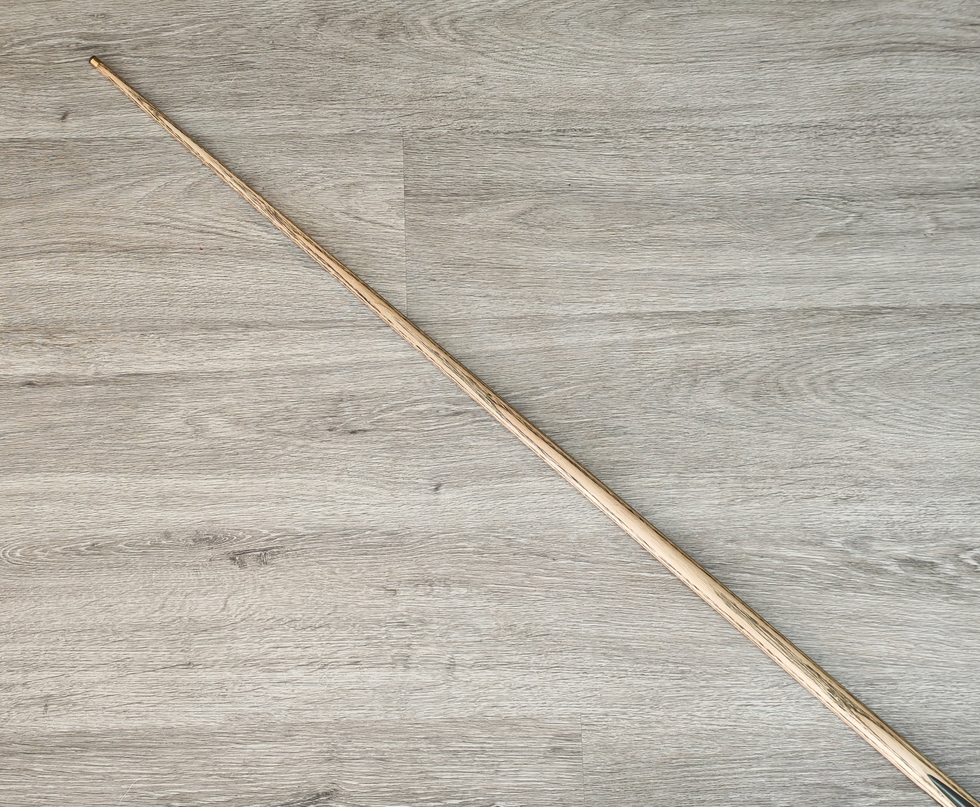 Somchai Classic 1 Piece #352 , 9.1mm tip ,17 3/4oz ,  58"