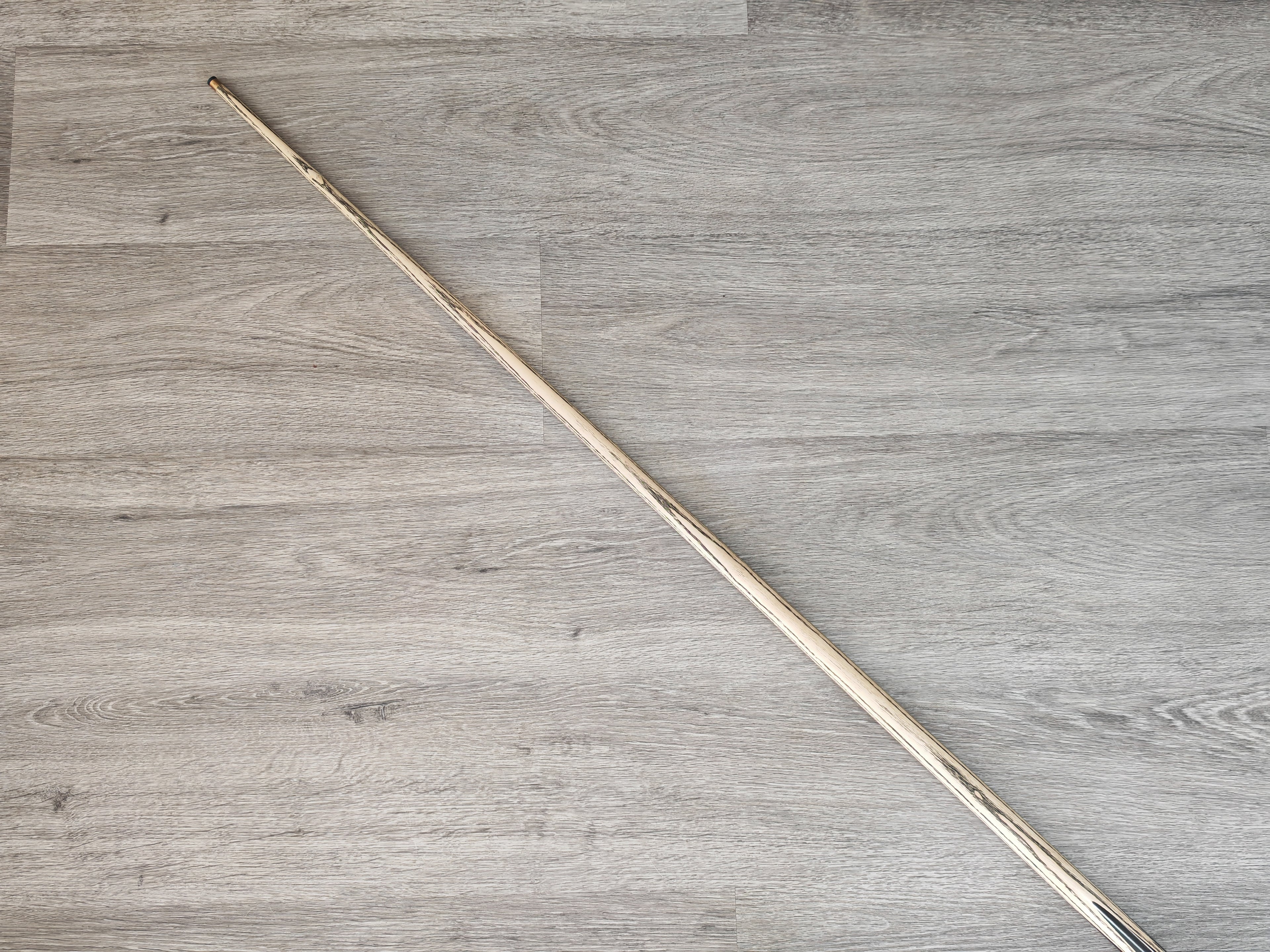 Somchai Classic 1 Piece #439 , 9.3mm tip ,17 1/2oz ,  58"