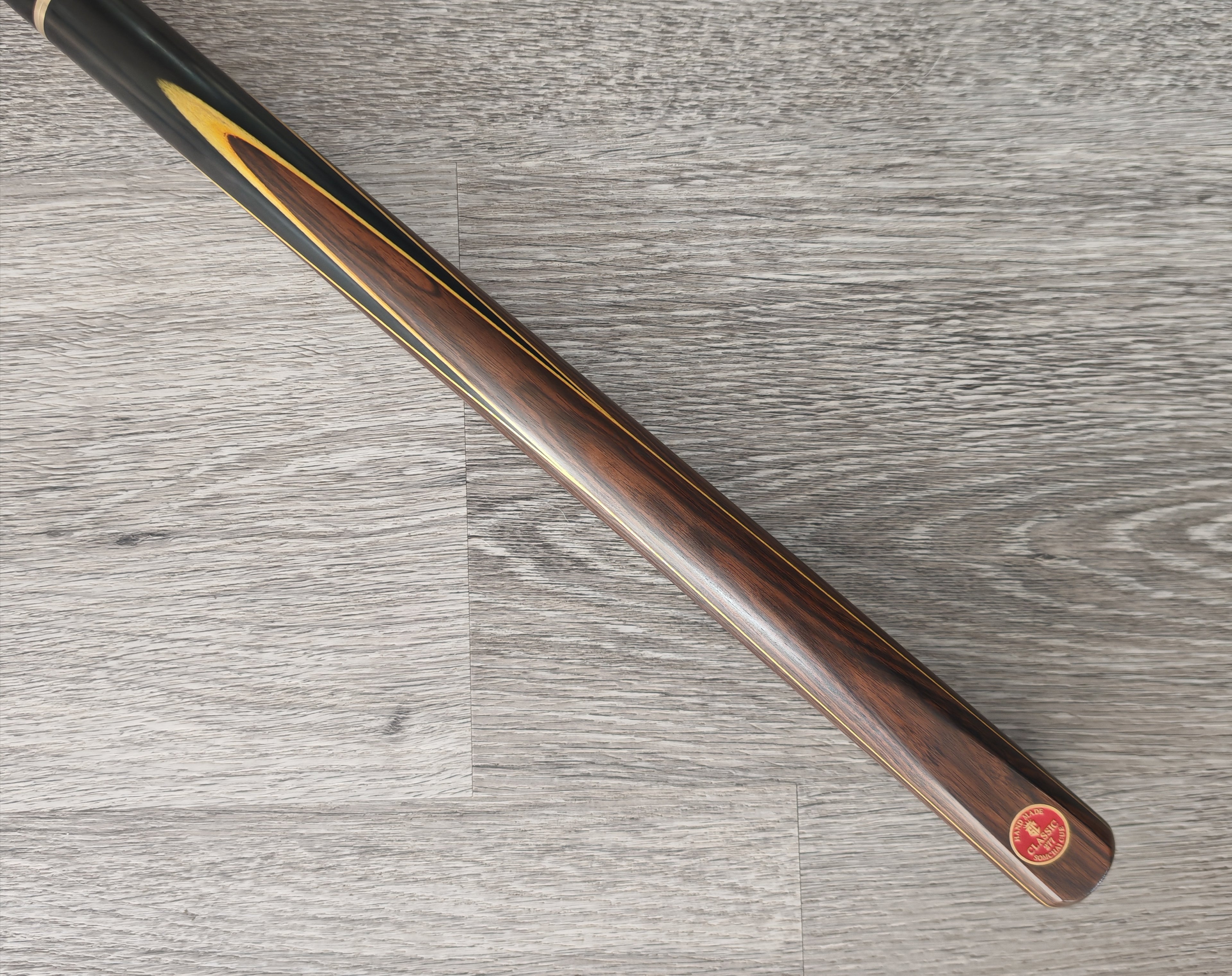 Somchai Classic 3/4 Cue #277 , 9.1mm tip ,18 1/4oz ,  58"