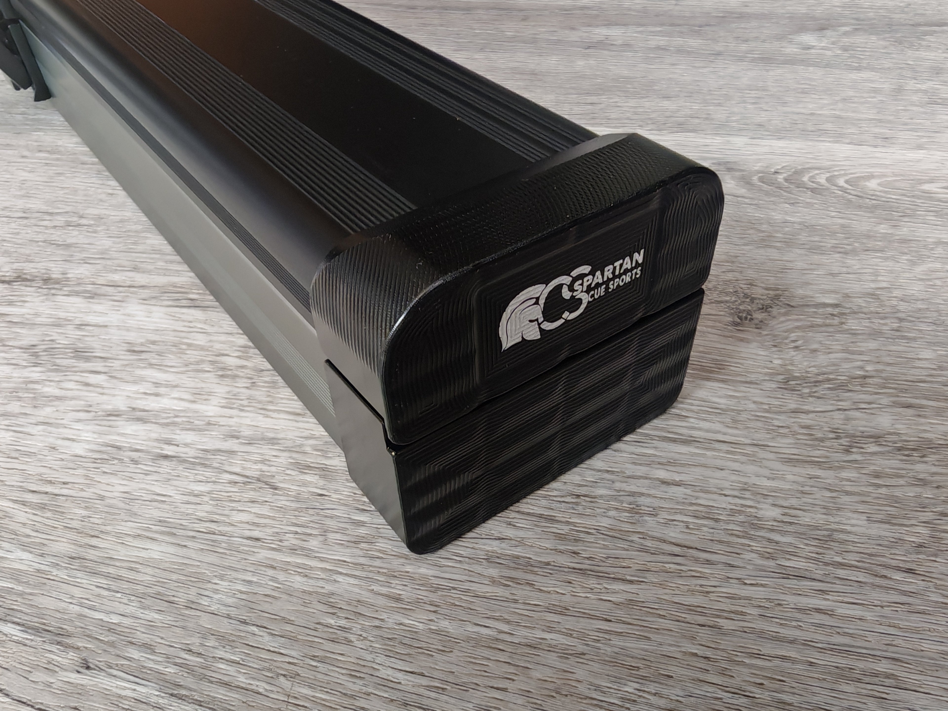 Spartan cue sports case Black/Grey | 1 Piece Pool Cue Case | Aluminium |  Chalk Holders