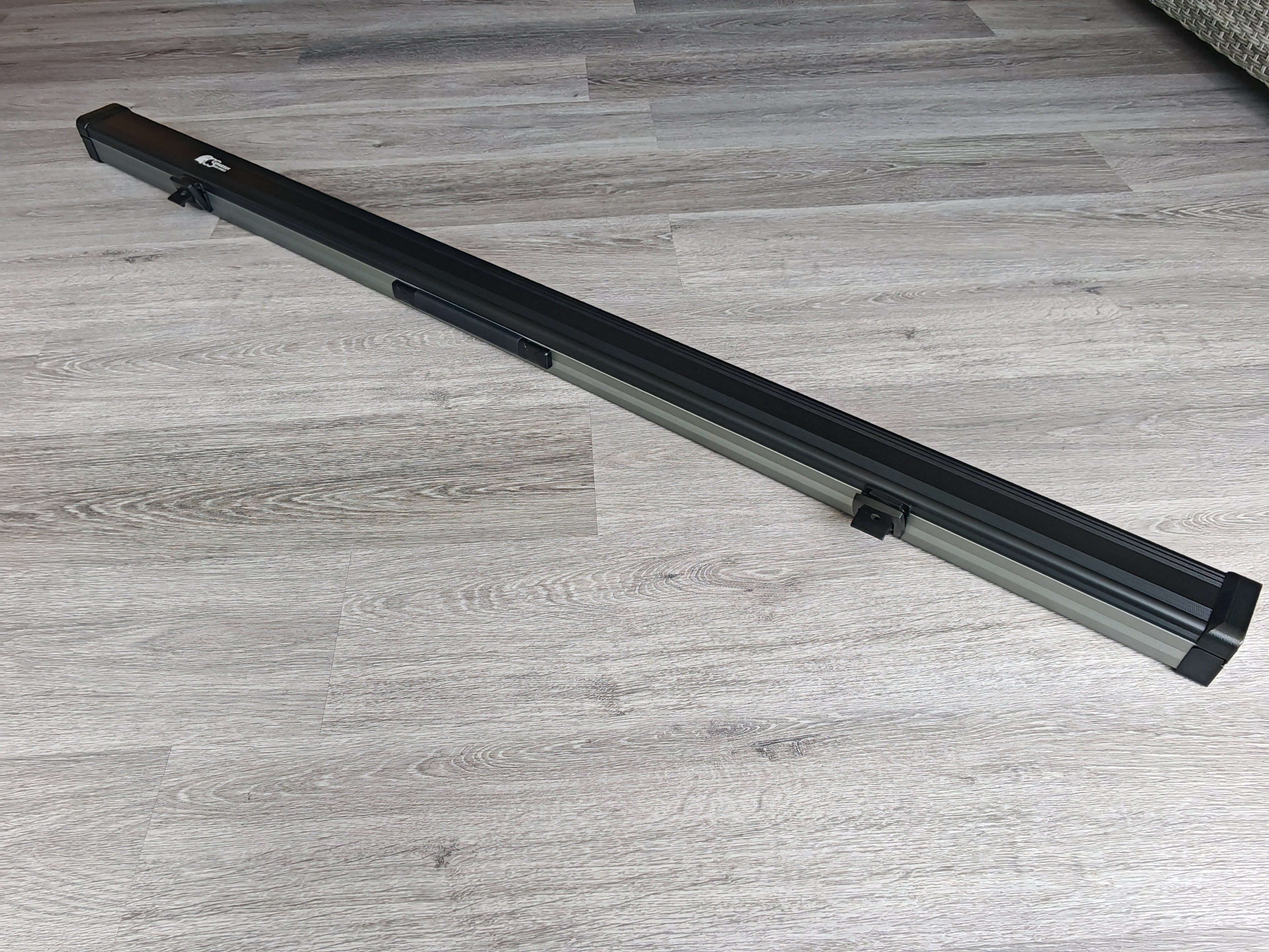 Spartan cue sports case Black/Grey | 1 Piece Pool Cue Case | Aluminium |  Chalk Holders