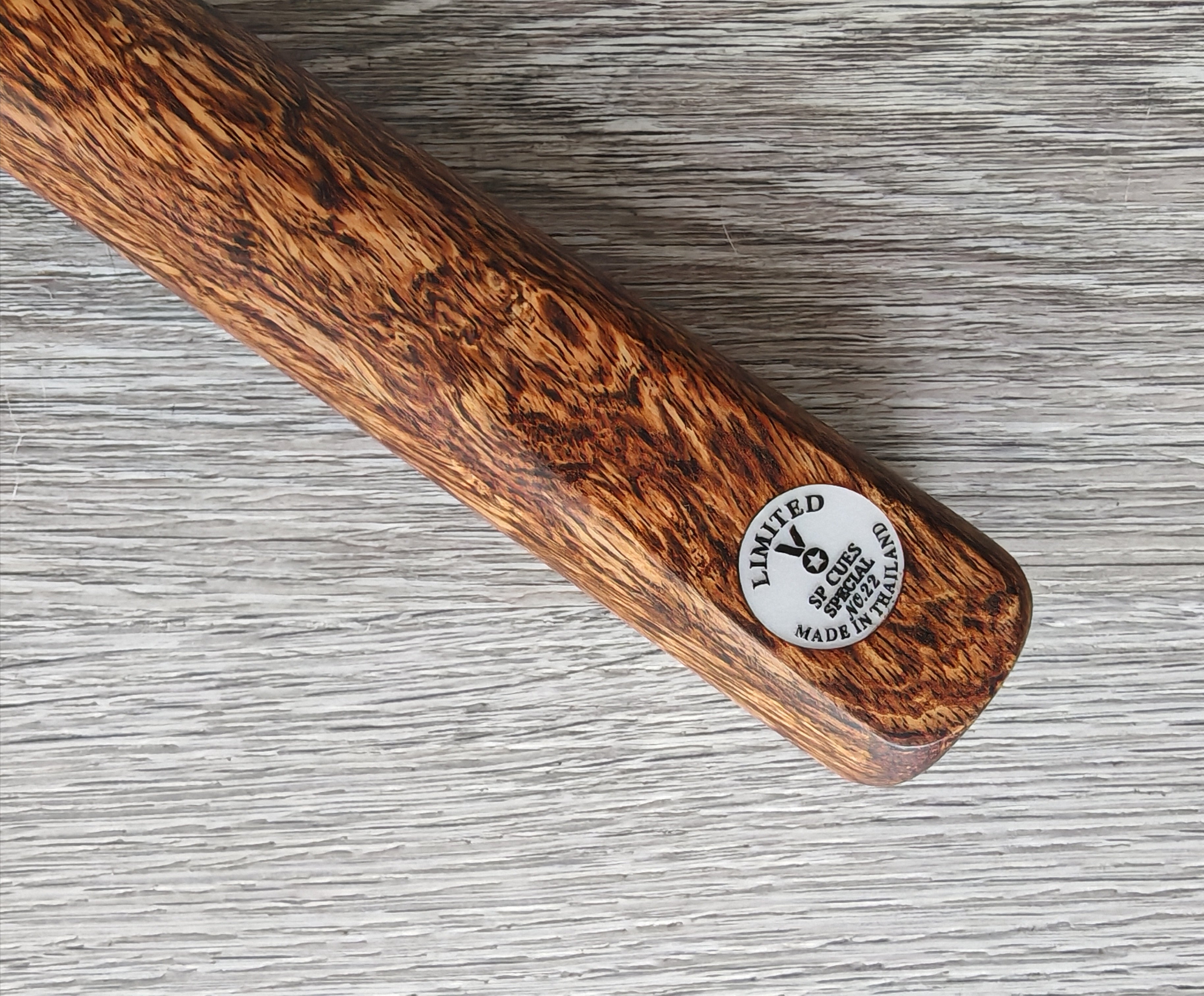 SP Cues Limited #22, 18.25oz, 8.5mm Tip,