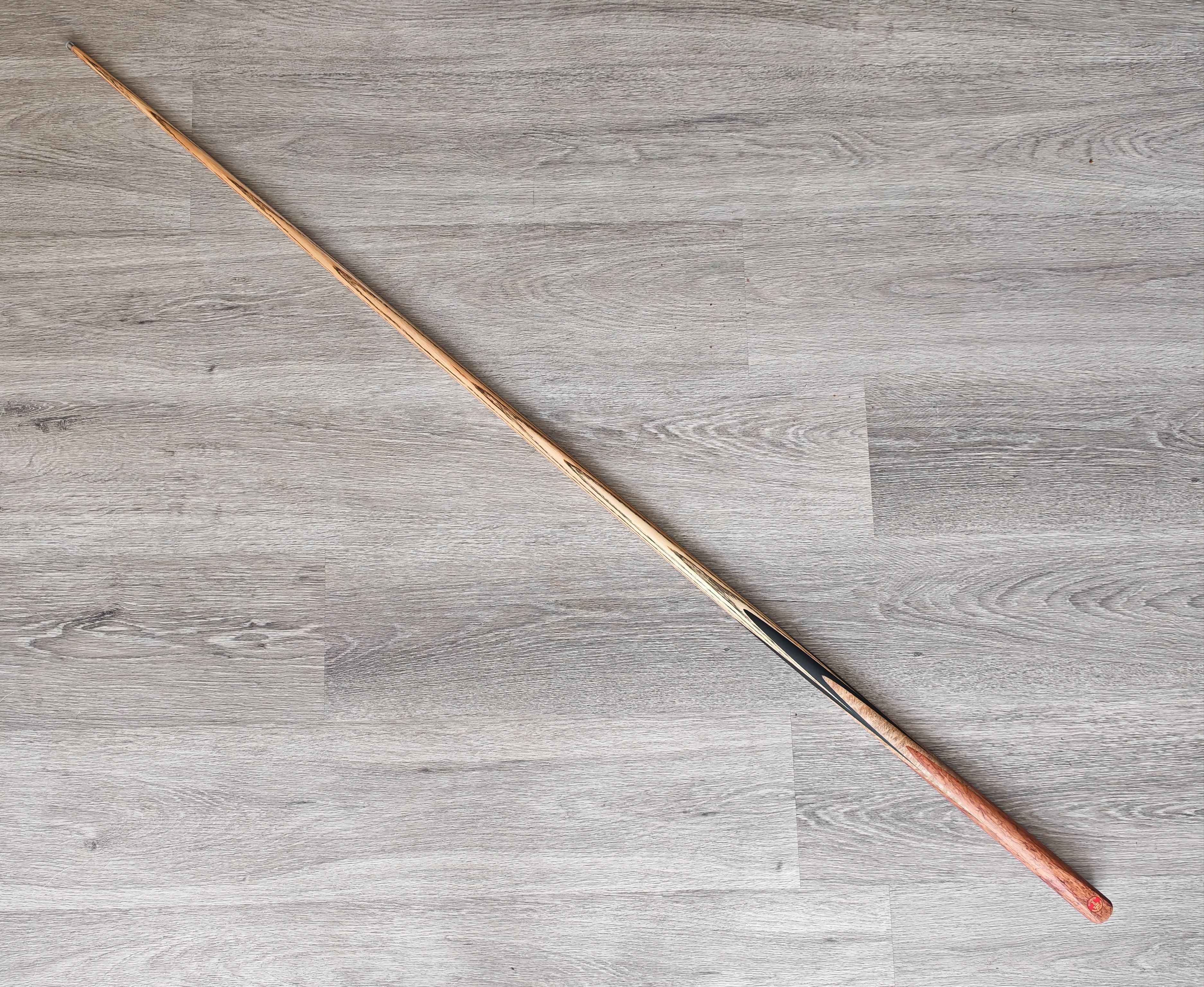 SP Cues Ultimate #56, 18 oz, 8.8mm Tip