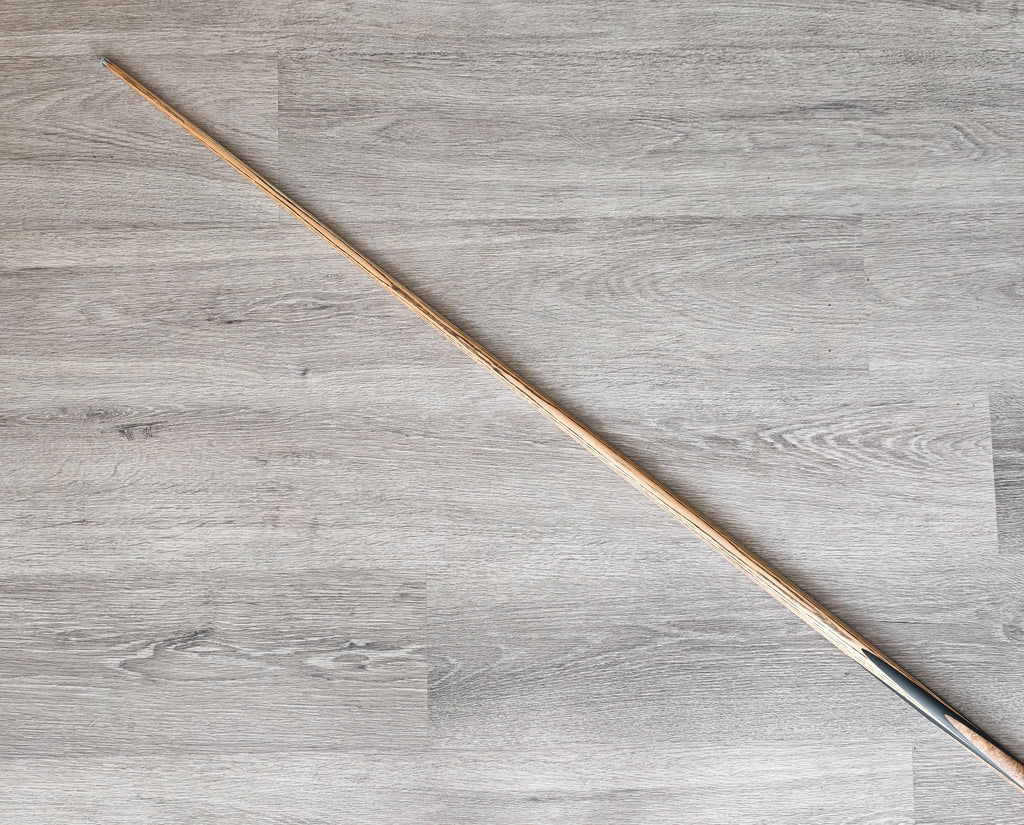 SP Cues Ultimate 12 splice, 18oz, 8.8mm (Badge number 56)