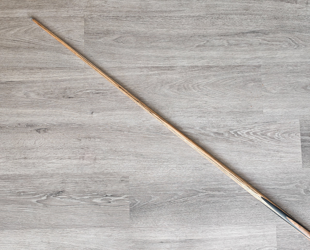 SP Cues Ultimate 12 splice, 18oz, 8.8mm (Badge number 56)