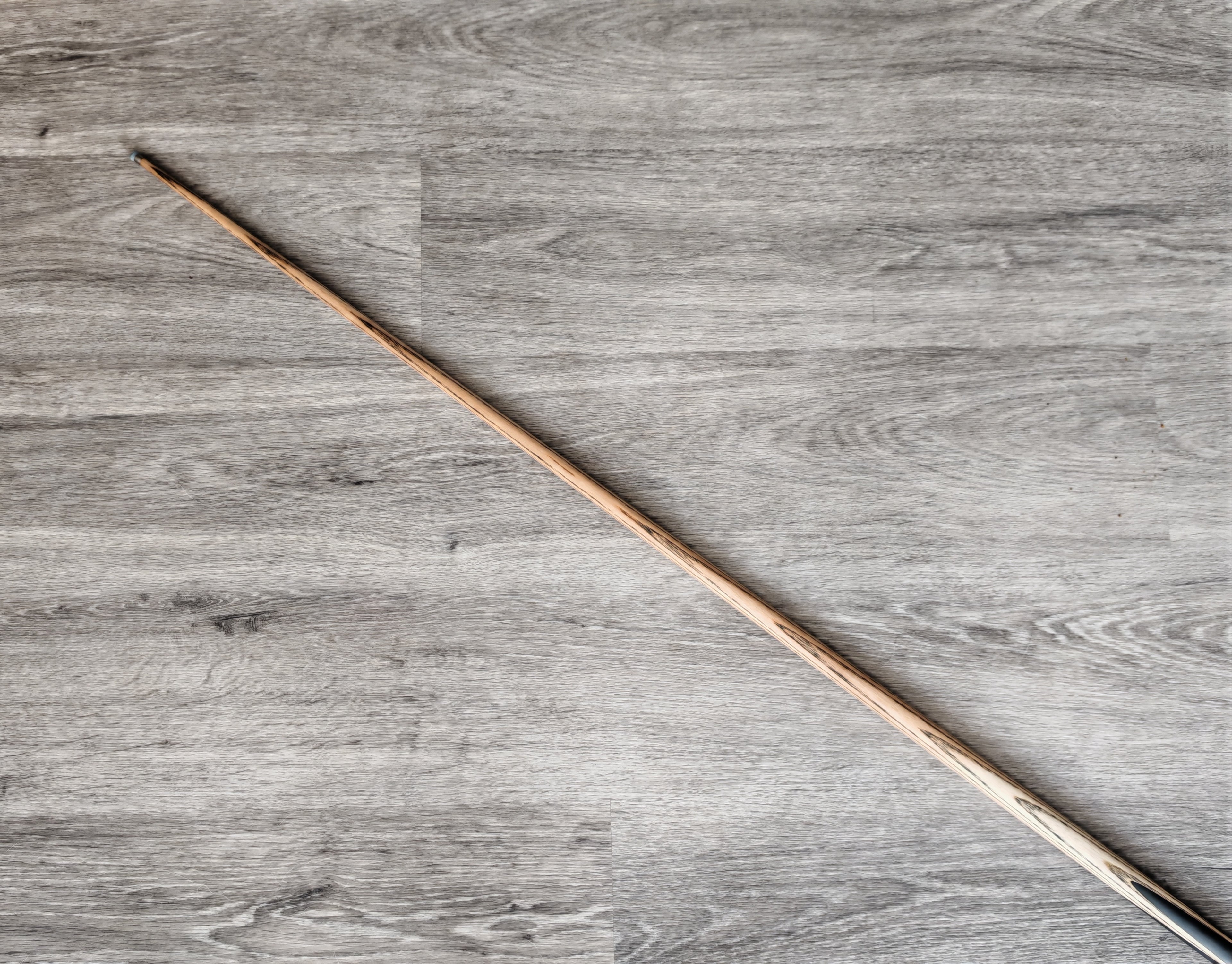 SP Cues Ultimate #70 Ebony 18oz, 8mm Tip,