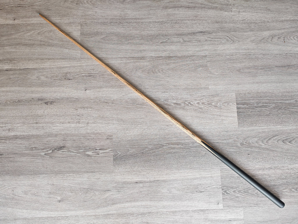 SP Cues Ultimate #70 Ebony 18oz, 8mm Tip,