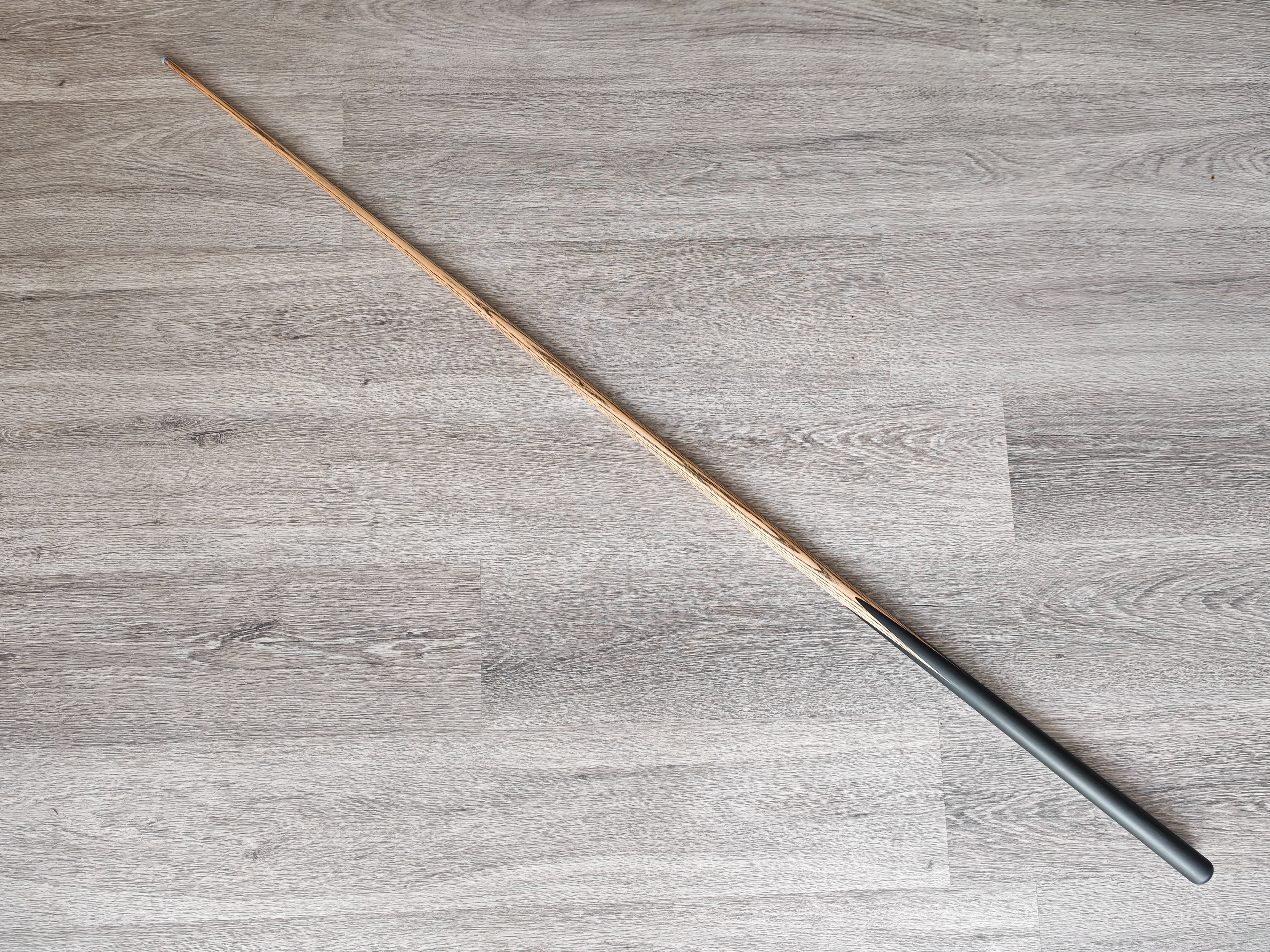 SP Cues Ultimate #70 Ebony 18oz, 8mm Tip,