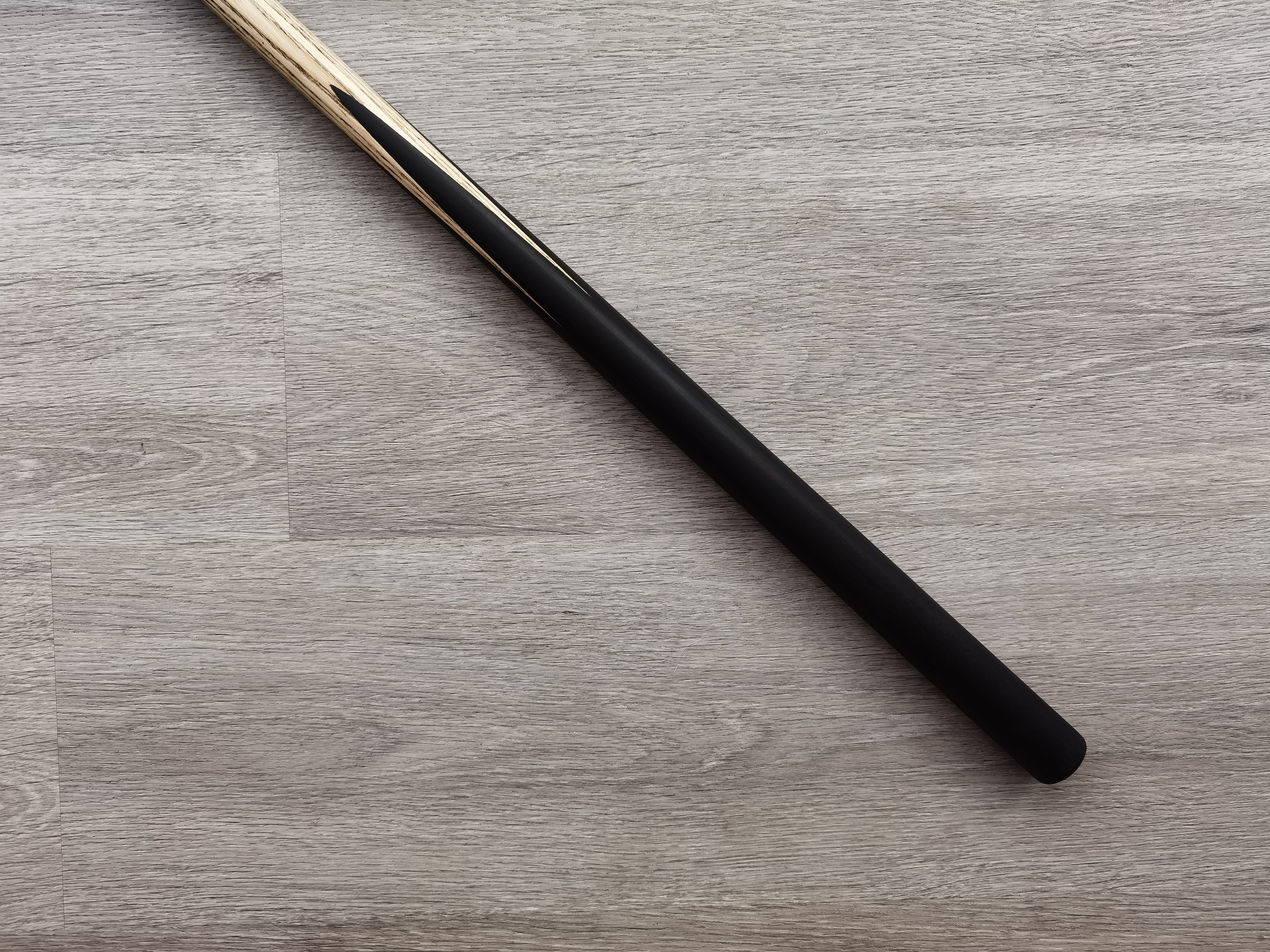 Spartan Cue Sports 8.9mm , 17oz , 57"   SCS#11