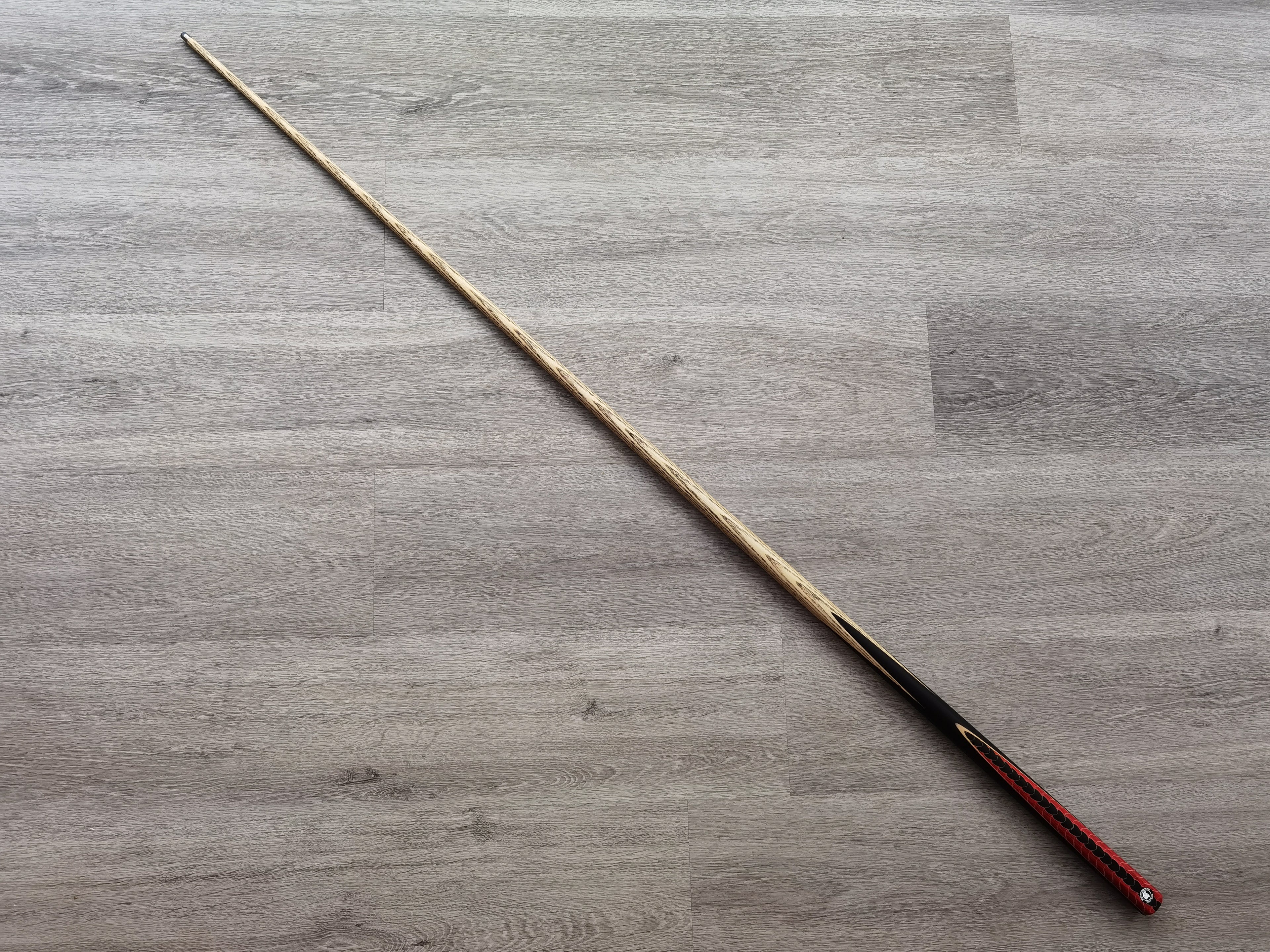 Spartan Cue Sports 8.9mm , 18oz , 57"   SCS#12