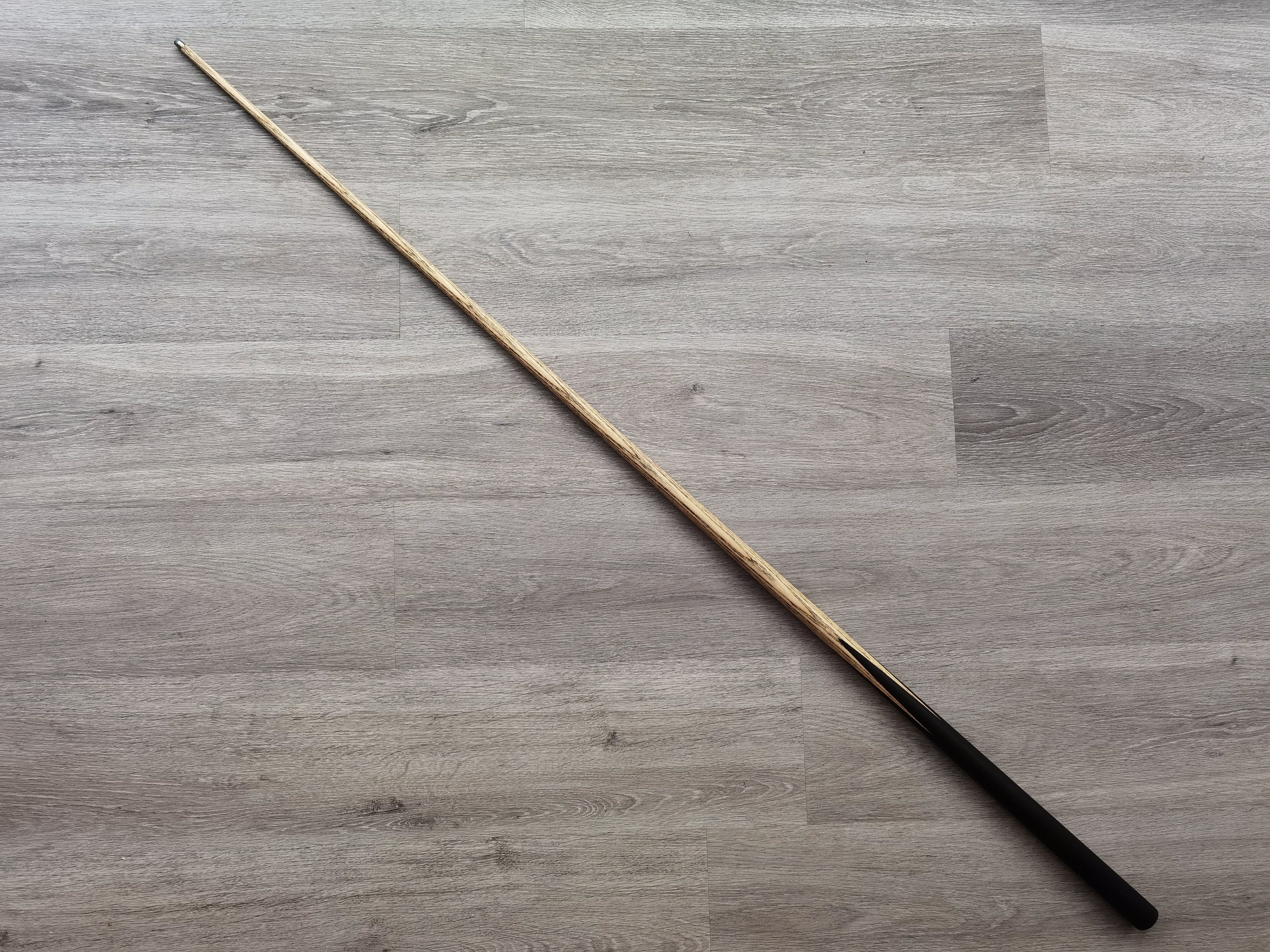 Spartan Cue Sports 8.9mm , 18oz , 57"   SCS#12