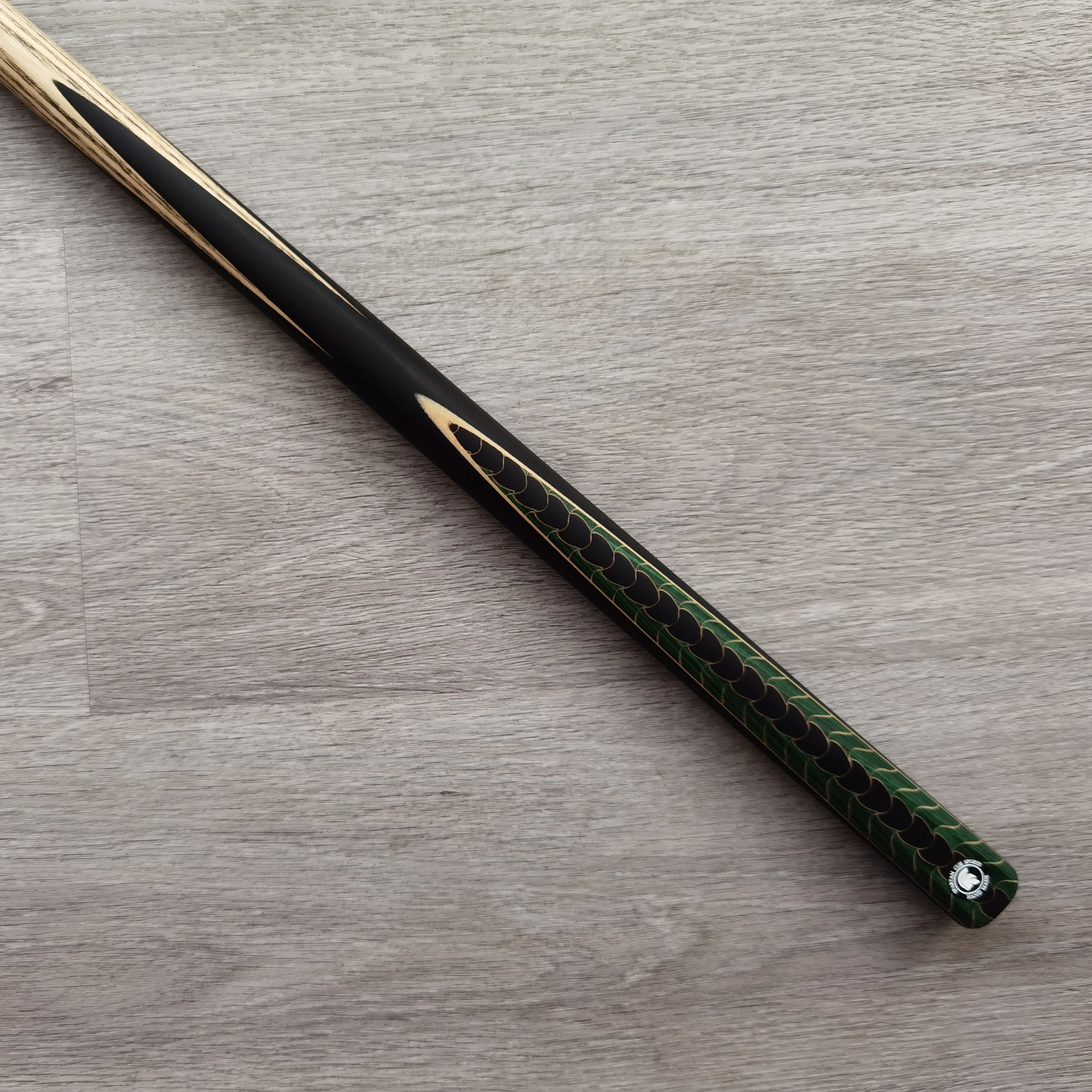 Spartan Cue Sports 8.85mm , 18oz , 57"   SCS#16