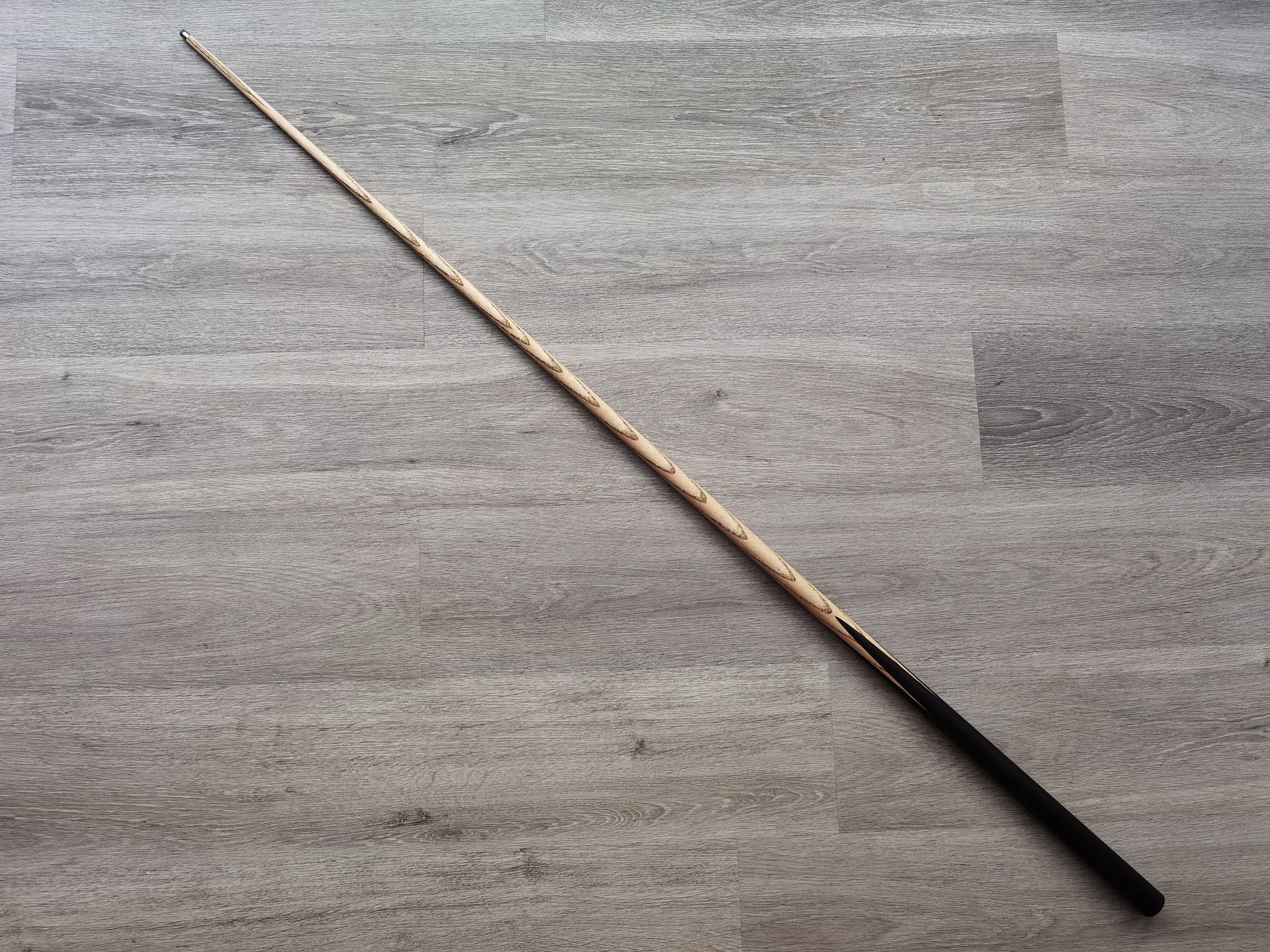 Spartan Cue Sports 8.9mm , 18oz , 57"   SCS #21