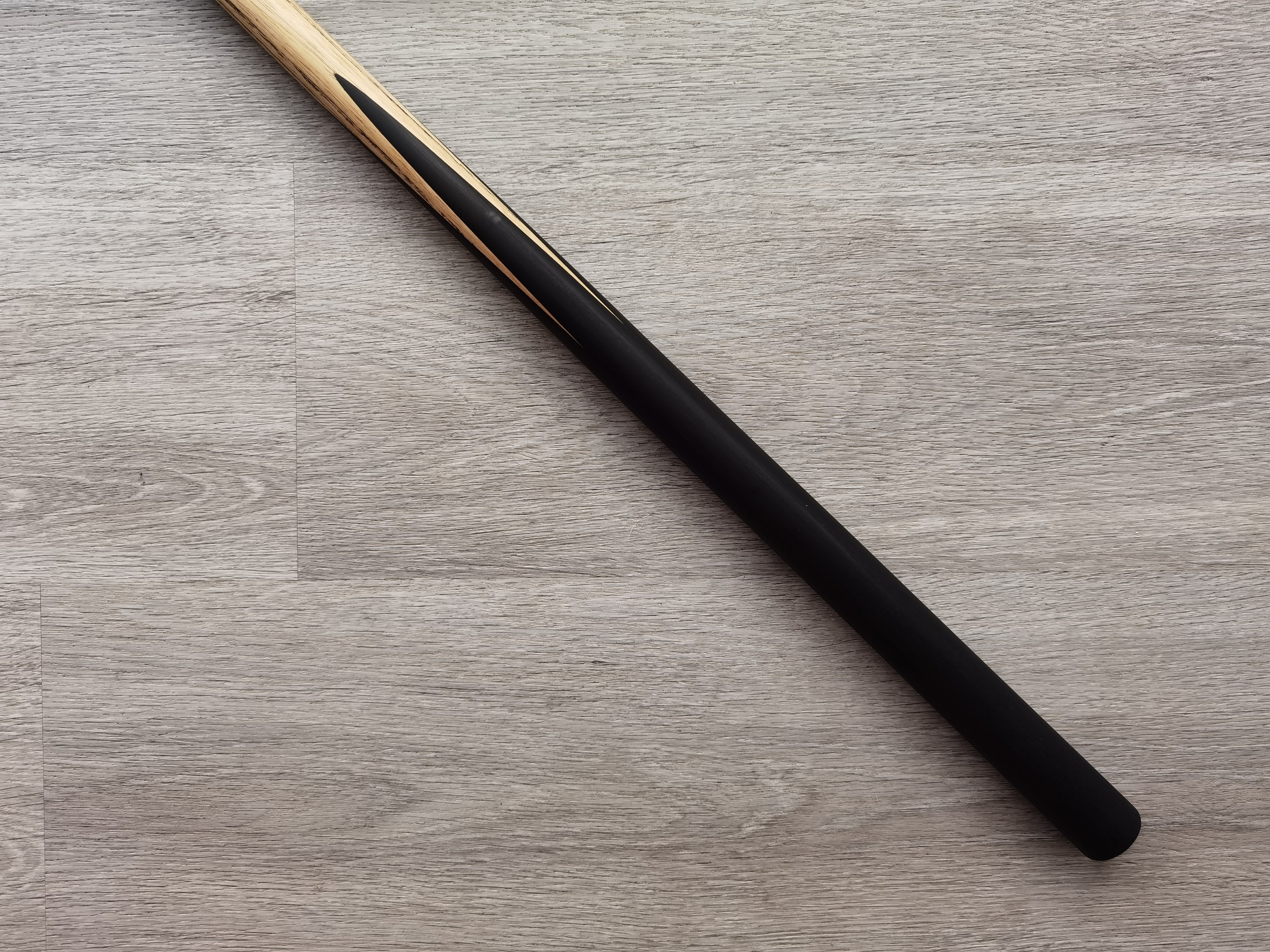 Spartan Cue Sports 8.85mm , 19oz , 57"   SCS #22
