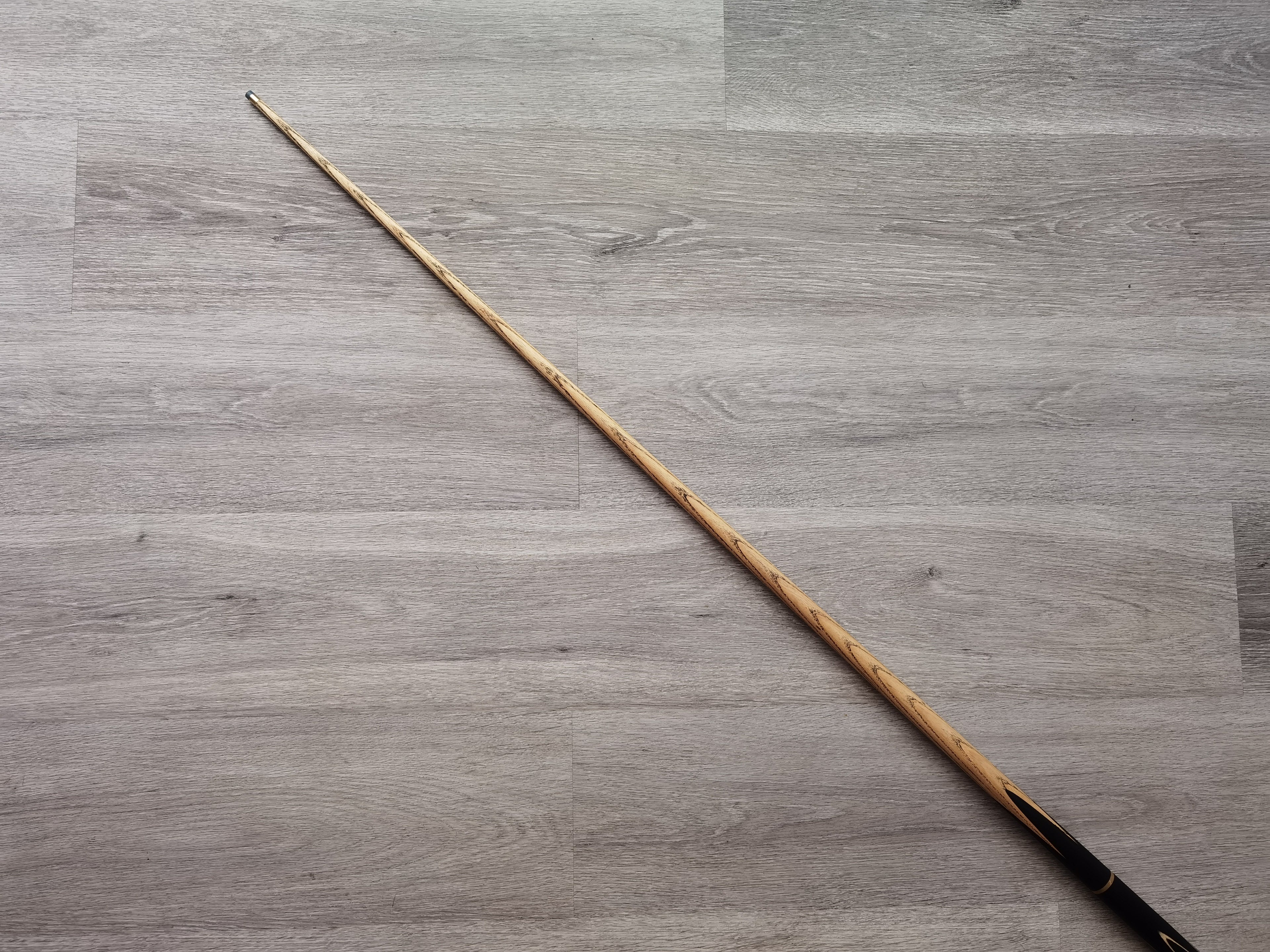 Spartan Cue Sports 8.4mm , 19.5oz , 57"   SCS #26