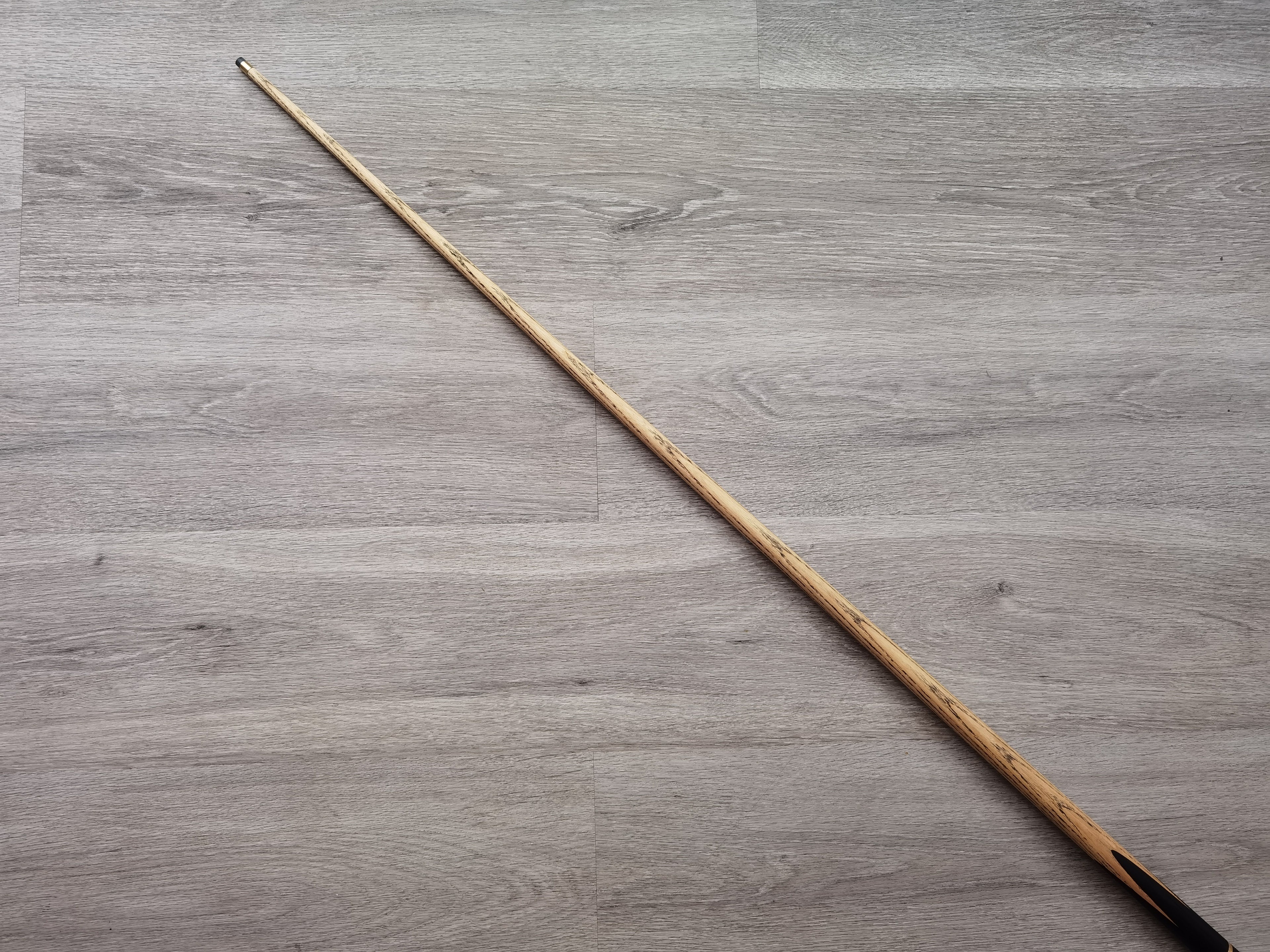 Spartan Cue Sports 8.5mm , 16.75oz , 57"   SCS #27