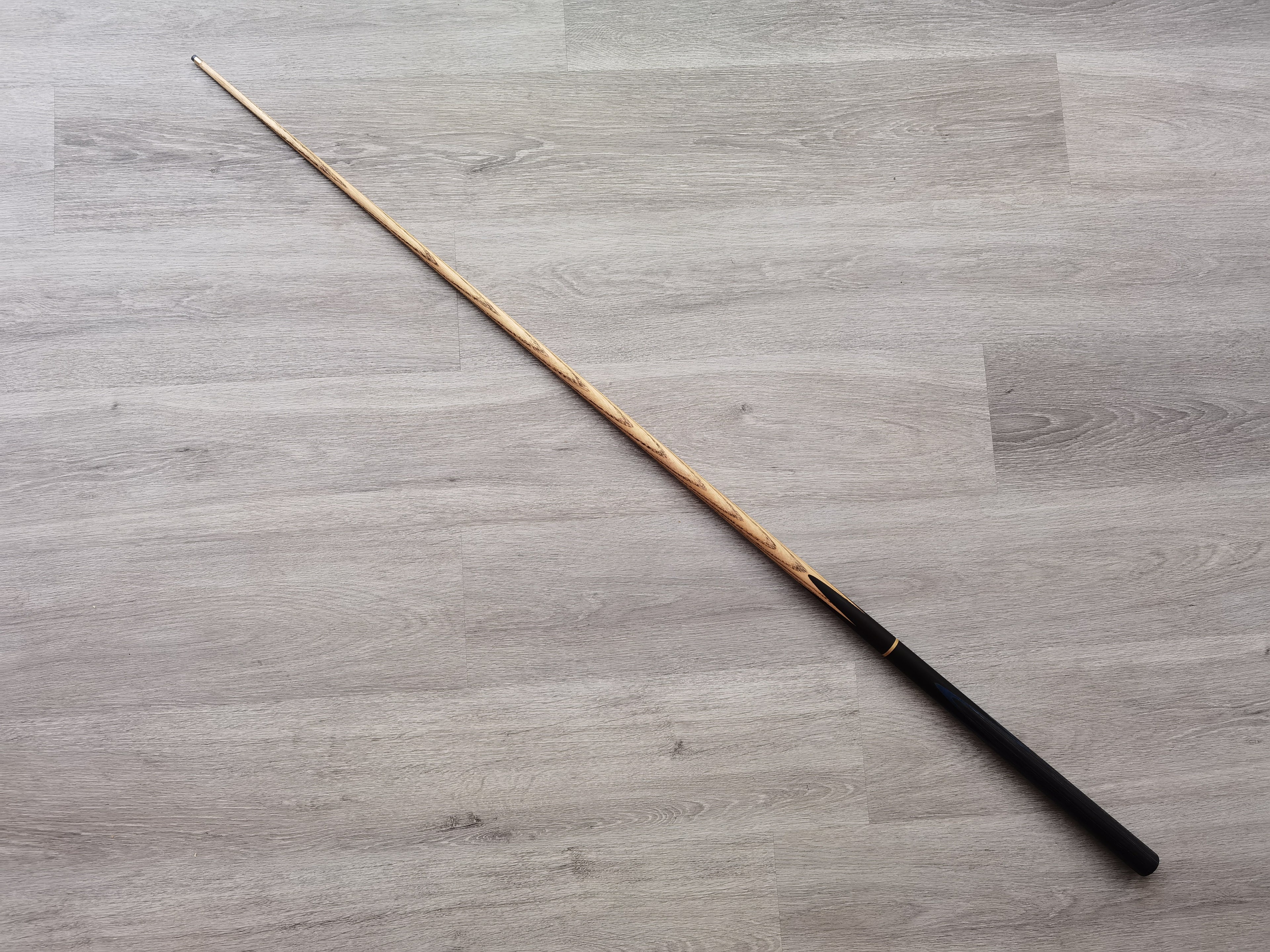 Spartan Cue Sports 8.3mm , 17.75oz , 57"   SCS #32