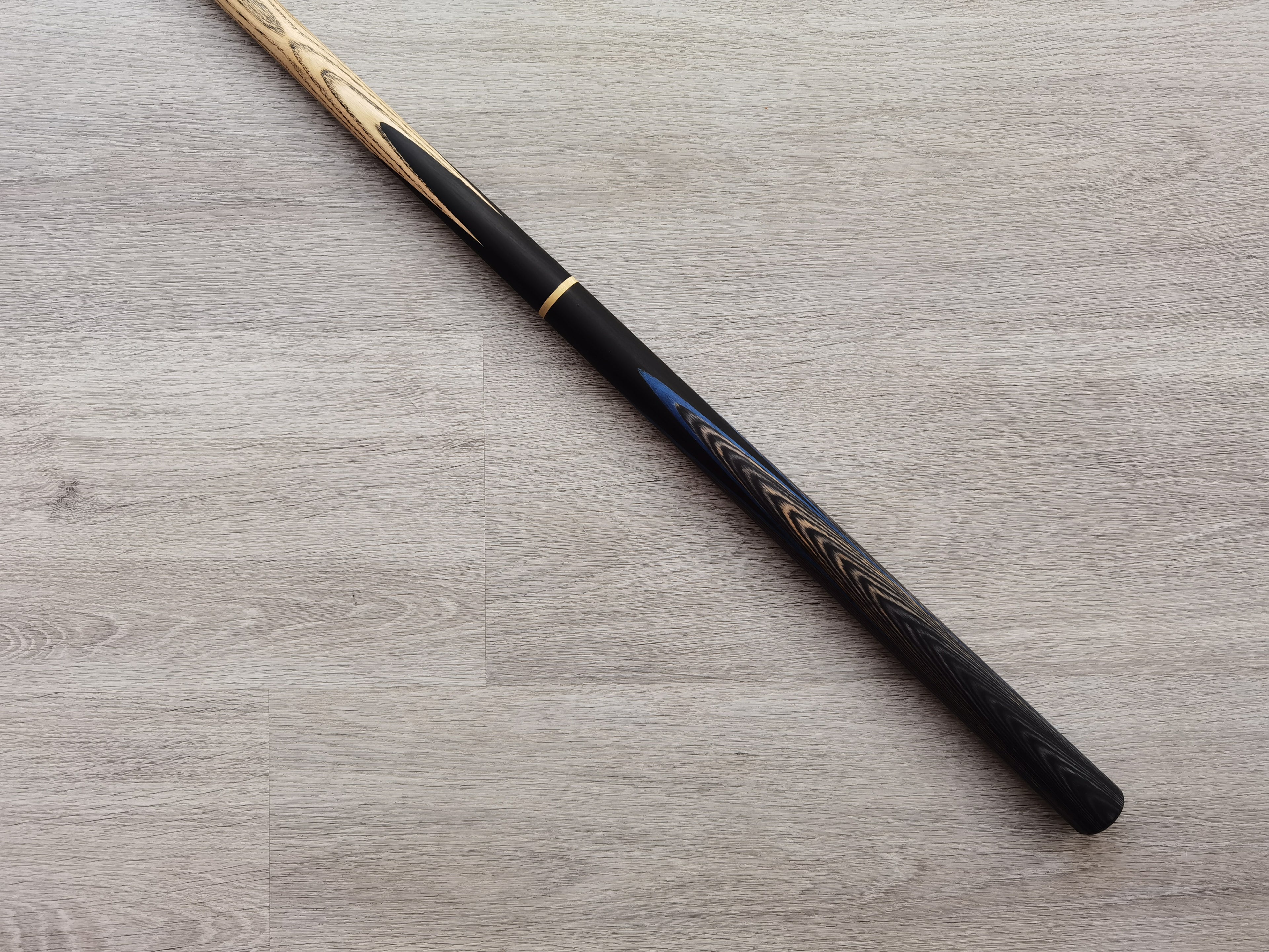 Spartan Cue Sports 8.25mm , 18.75oz , 57"   SCS #33