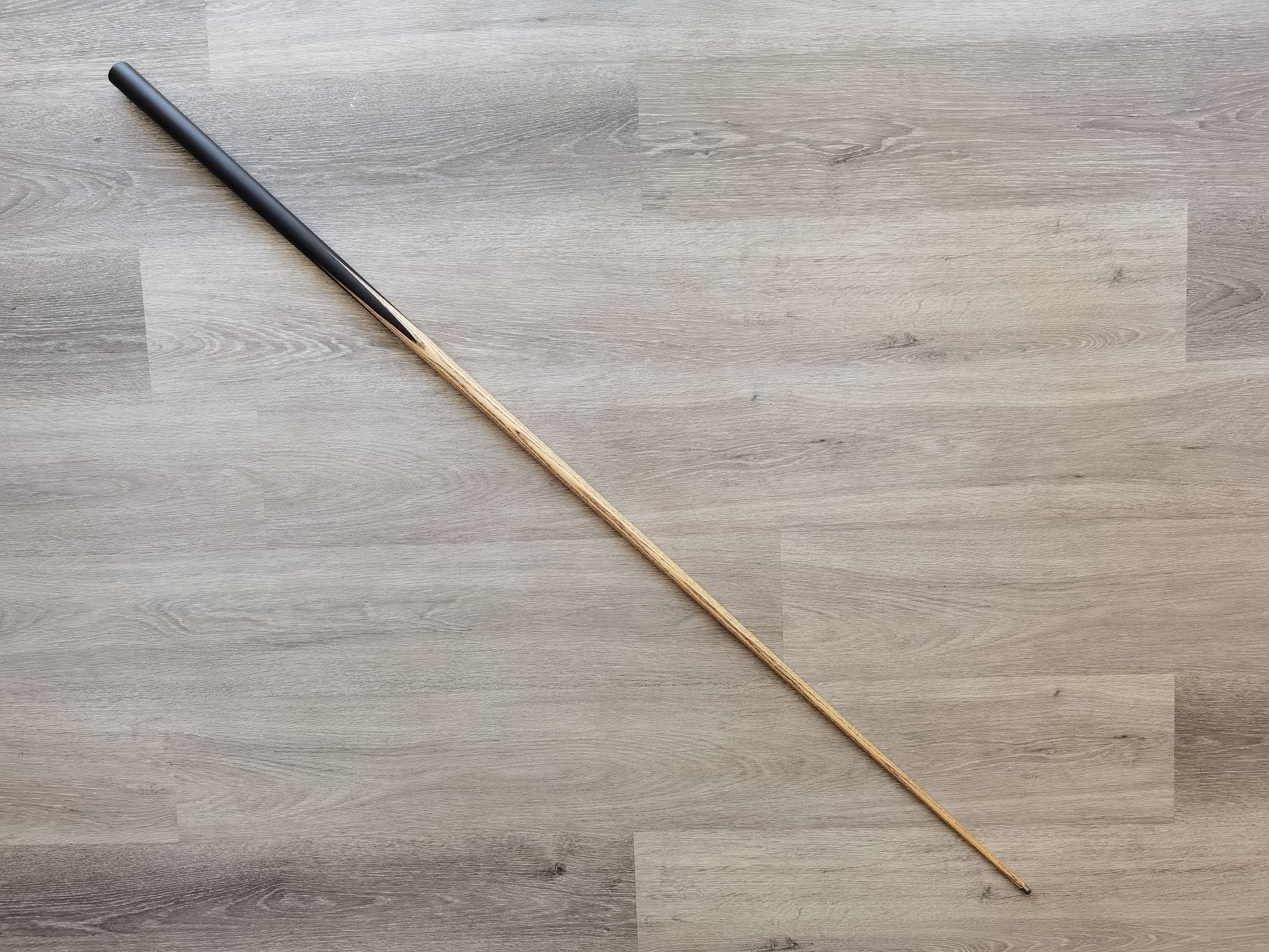 Spartan Cue Sports Ultimate -1 Piece  8.3mm Tip , 20.5oz , 57" #61