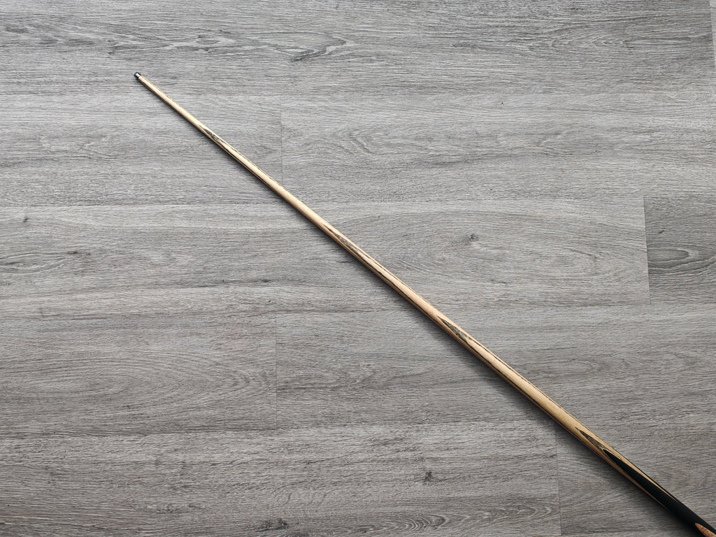 SP Cues Limited, 18.5oz, 9.7mm Tip (Badge Number 646)