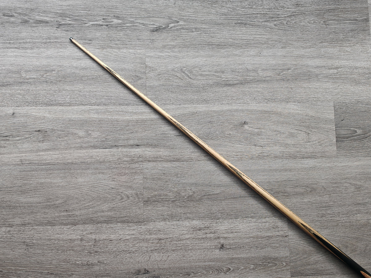 SP Cues Limited, 18.5oz, 9.7mm Tip (Badge Number 646)