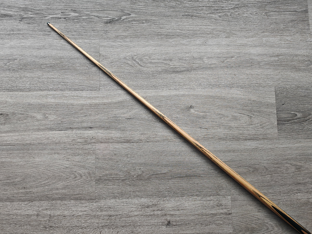 SP Cues Limited, 18oz, 9mm Tip, 12 Splices (Badge Number 651)