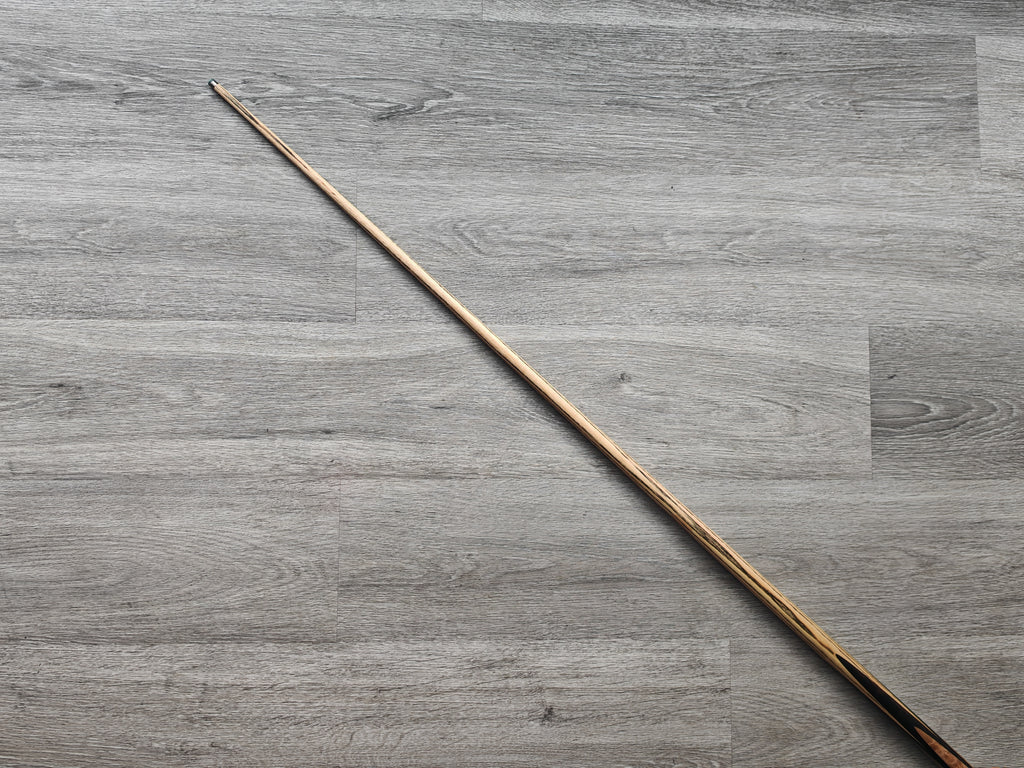 SP Cues Limited, 18oz, 9mm Tip, 12 Splices (Badge Number 651)