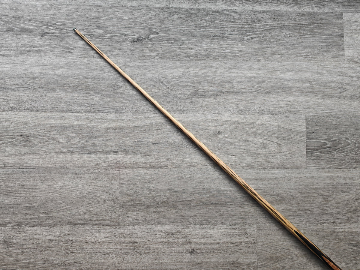 SP Cues Limited, 18oz, 9mm Tip, 12 Splices (Badge Number 651)