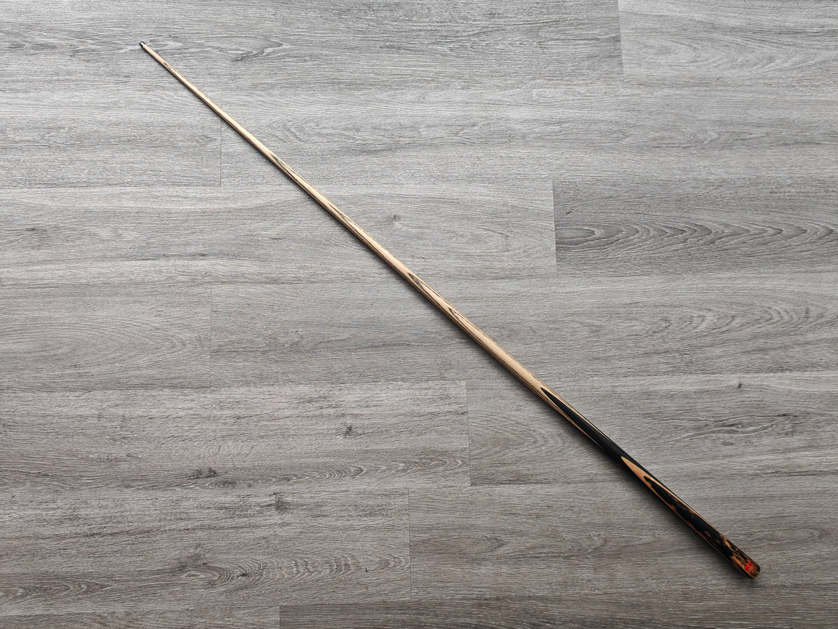 SP Cues Ultimate , 17 oz, 9.2mm Tip (Badge number 50)