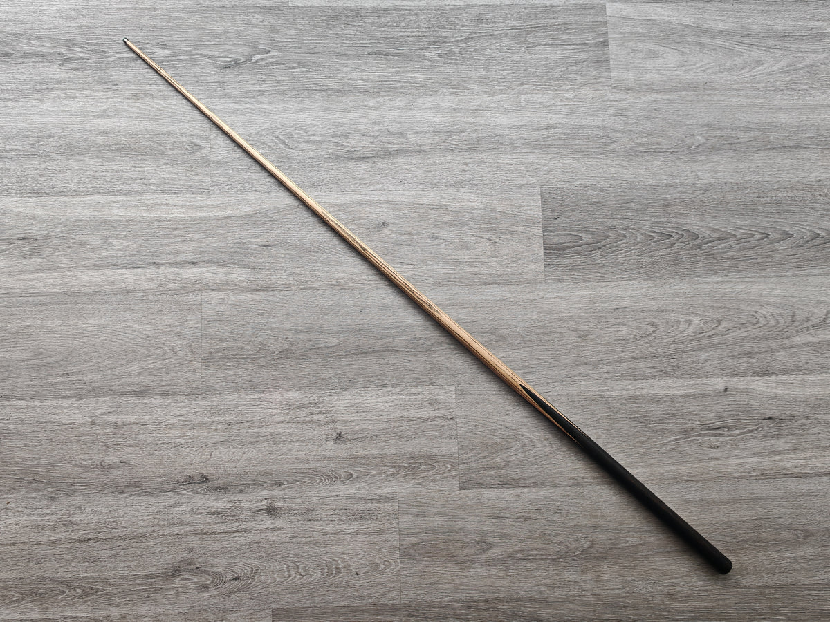SP Cues Ultimate , 17 oz, 9.2mm Tip (Badge number 50)