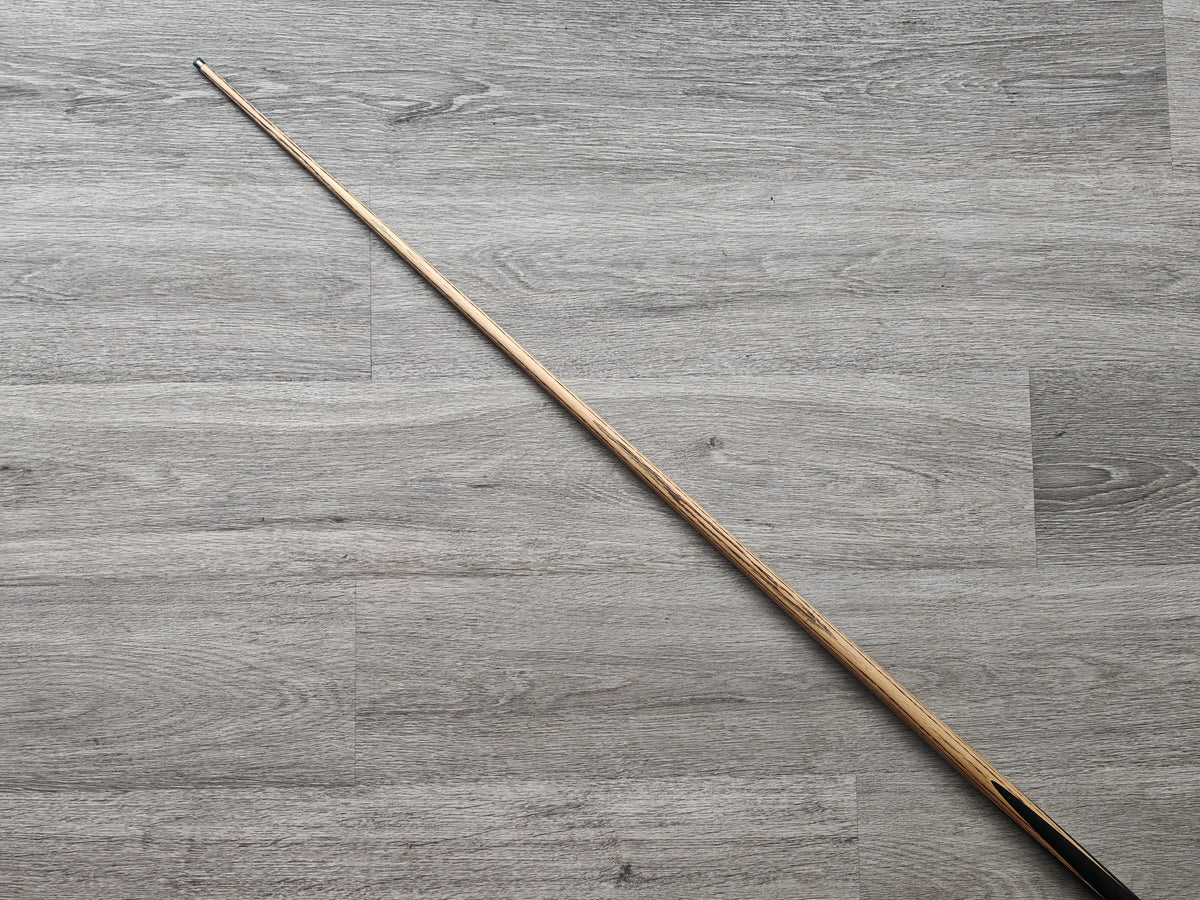 SP Cues Ultimate , 17 oz, 9.2mm Tip (Badge number 50)