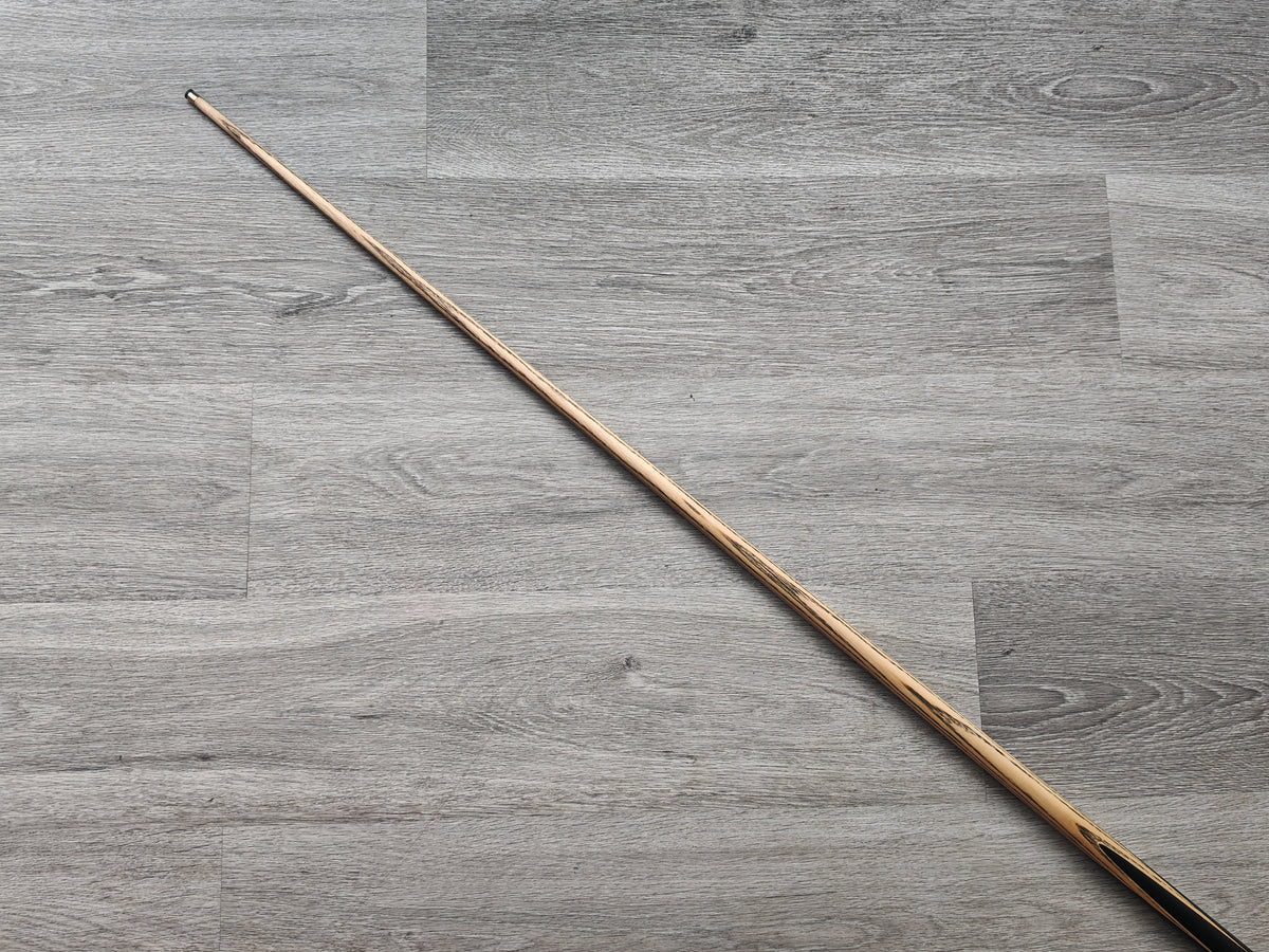 SP Cues Ultimate , 16.25 oz, 9.4mm Tip (Badge number 62)