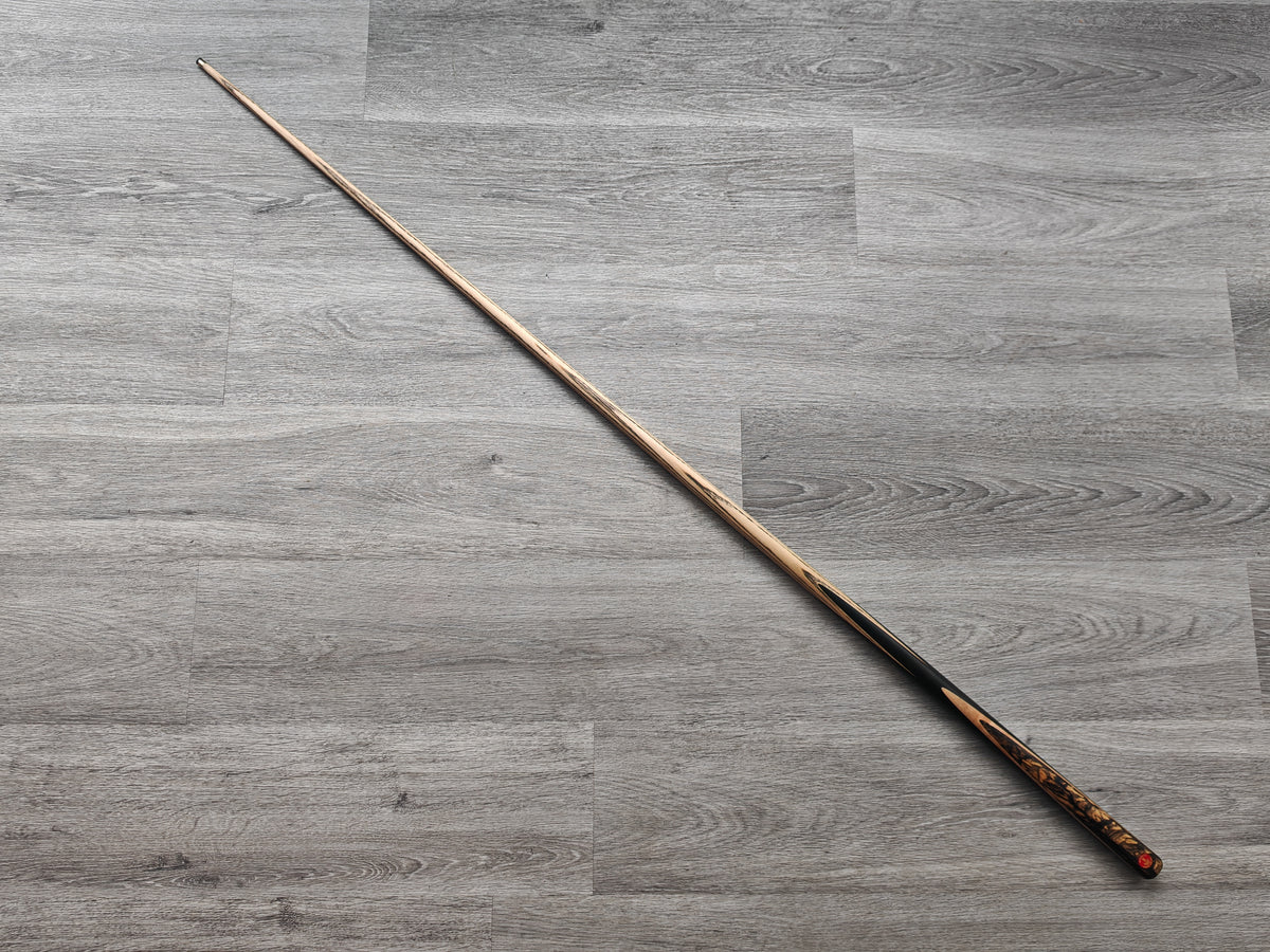 SP Cues Ultimate , 16.25 oz, 9.4mm Tip (Badge number 62)