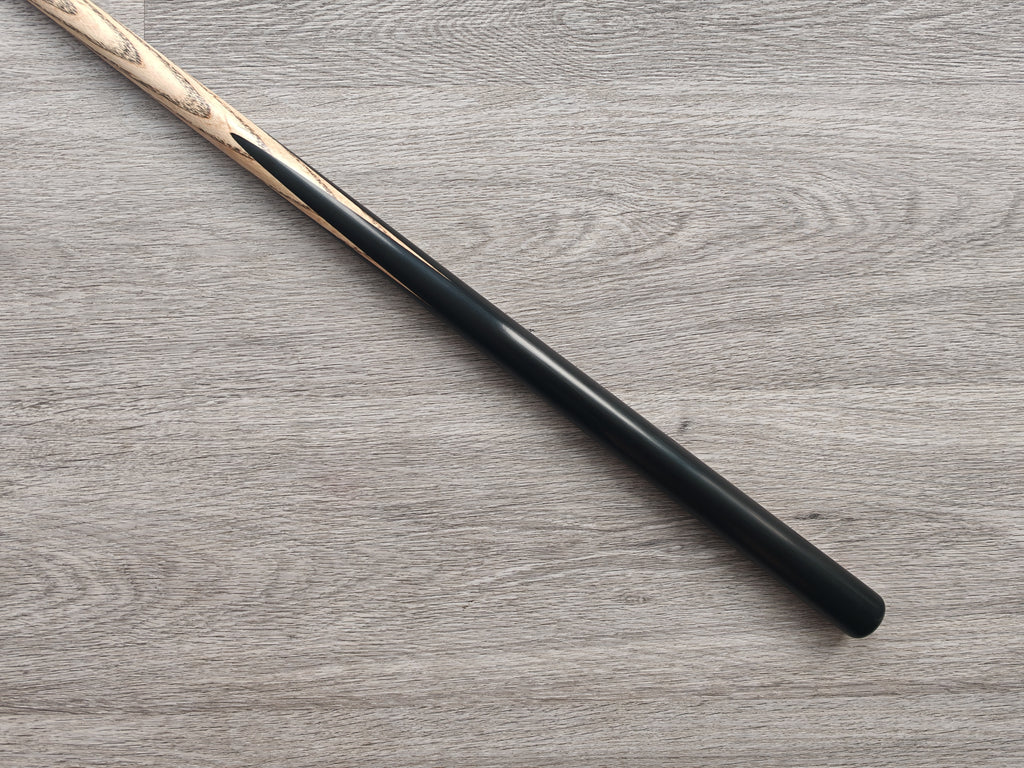 Somchai Limited 1 Piece Cue  , 9.1mm tip ,17.25oz ,  58.2" (Badge Number 52)