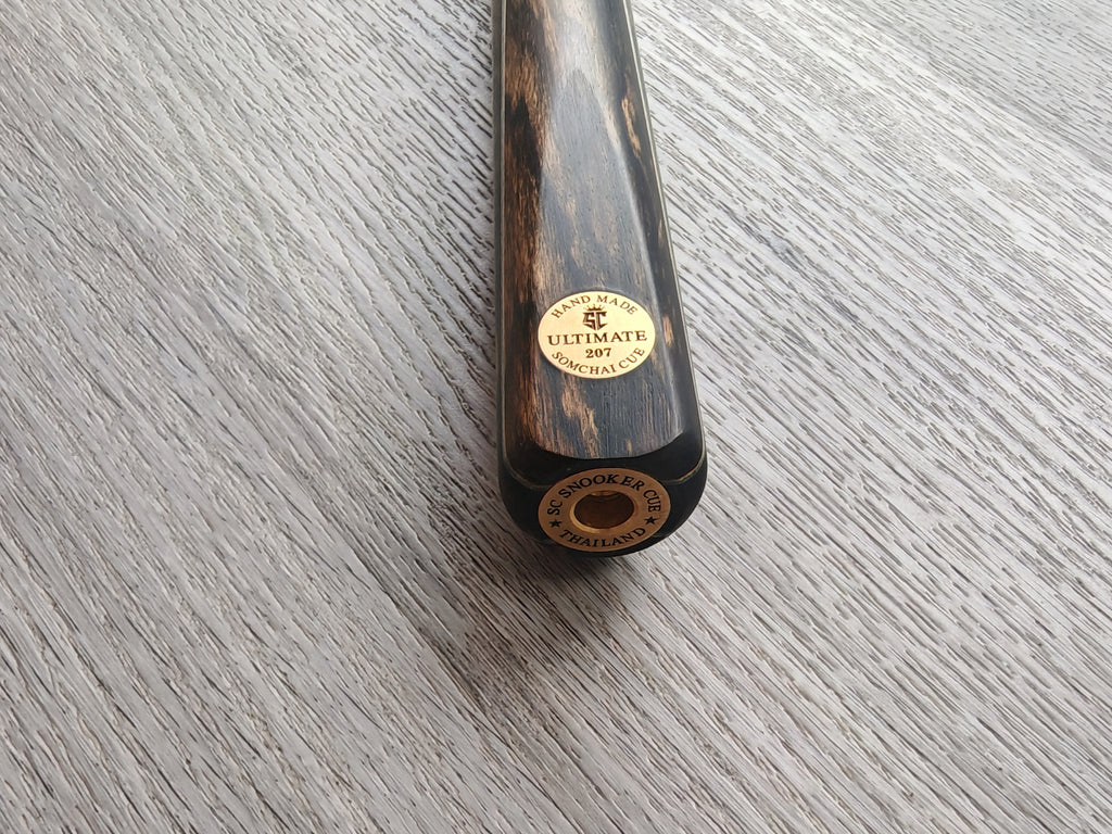 Somchai Ultimate 1 Piece Cue - 8.5mm titanium Tip , 17.5oz , 58"  12 splice  (Badge Number 207)