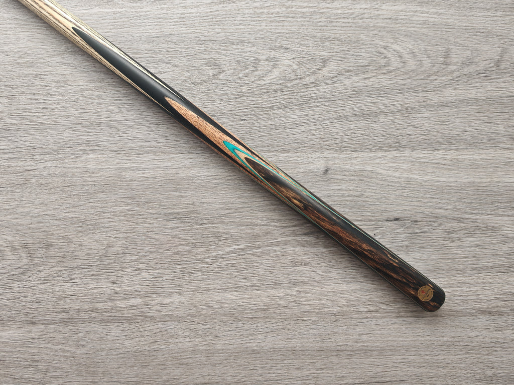 Somchai Ultimate 1 Piece Cue - 8.5mm titanium Tip , 17.5oz , 58"  12 splice  (Badge Number 207)