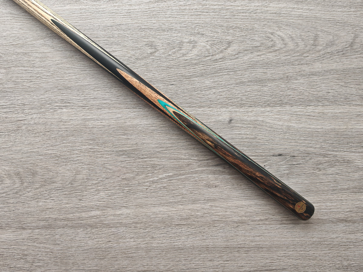Somchai Ultimate 1 Piece Cue - 8.5mm titanium Tip , 17.5oz , 58"  12 splice  (Badge Number 207)