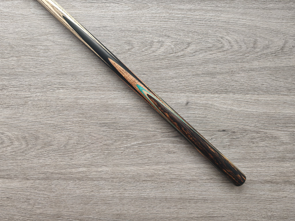 Somchai Ultimate 1 Piece Cue - 8.5mm titanium Tip , 17.5oz , 58"  12 splice  (Badge Number 207)